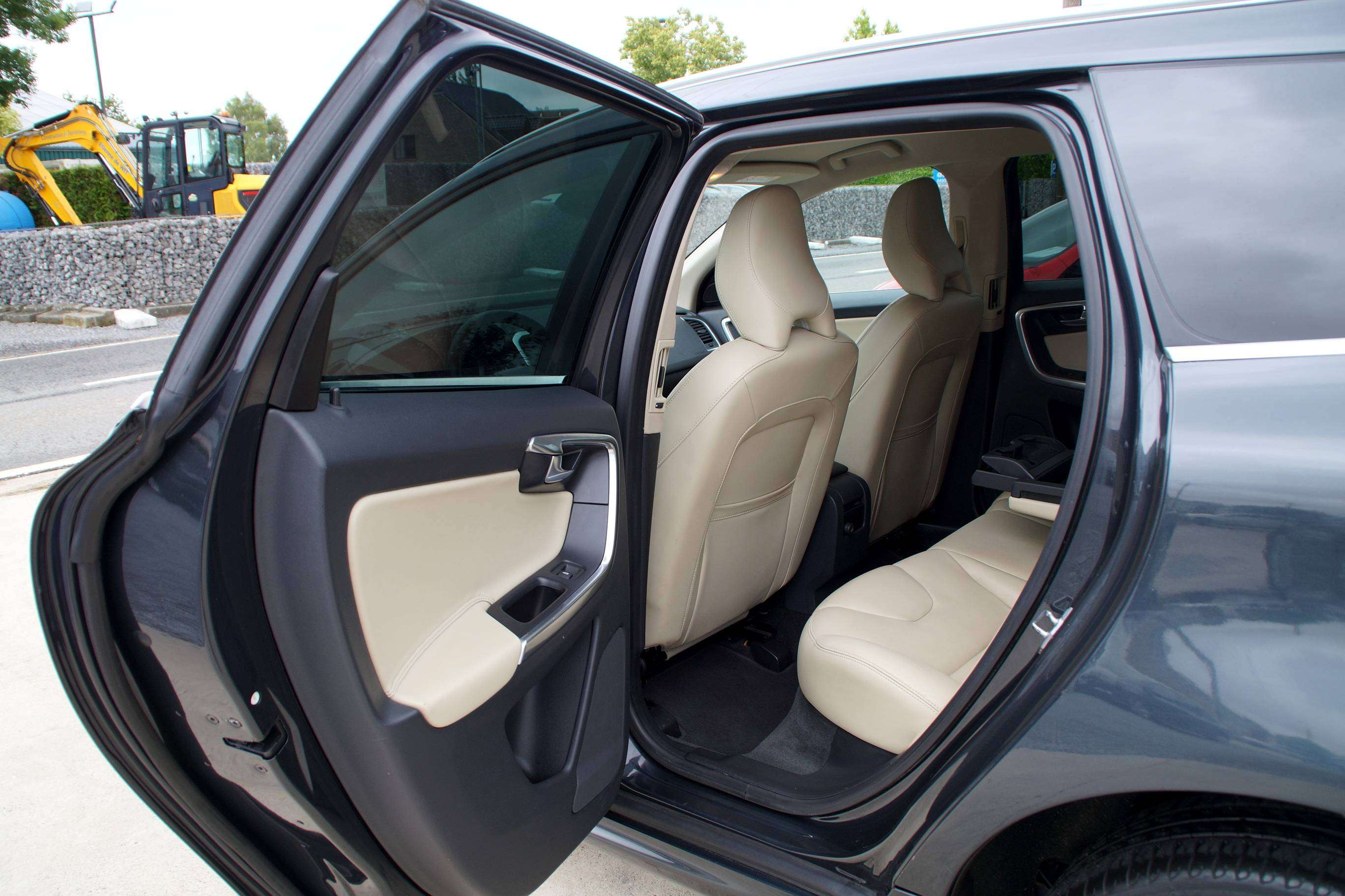 Volvo XC60 2.4 D4 4WD Geartronic _Garantie✅