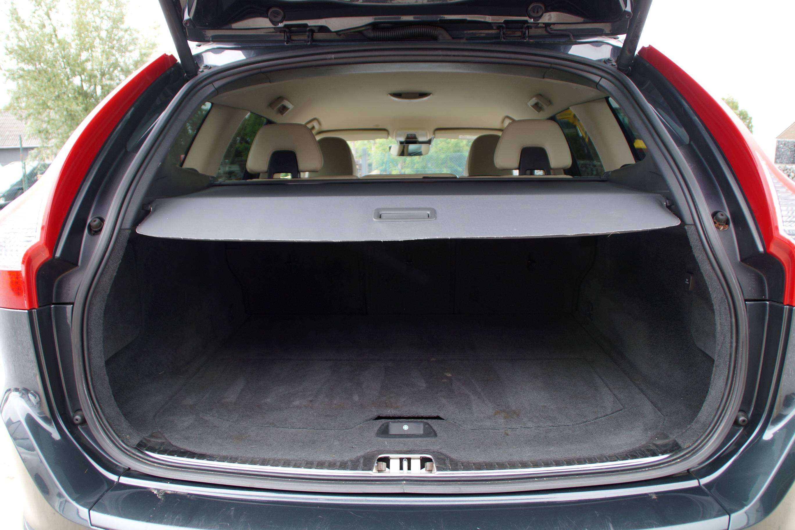 Volvo XC60 2.4 D4 4WD Geartronic _Garantie✅