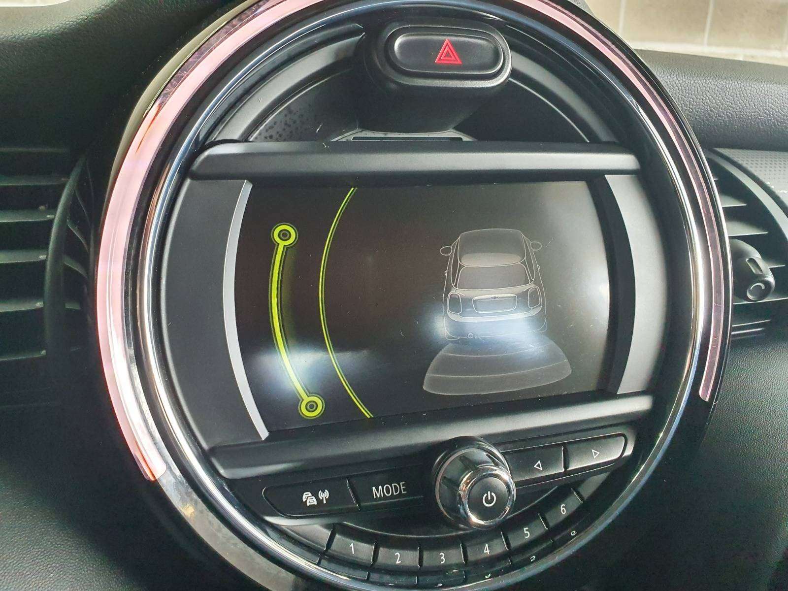MINI Cooper D 🟢1.5 DIESEL 116CV - GPS - CAPTEURS - CRUISE