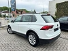 Volkswagen Tiguan 2.0 TDi SCR Highline ** 1 JAAR GARANTIE ** !! thumbnail