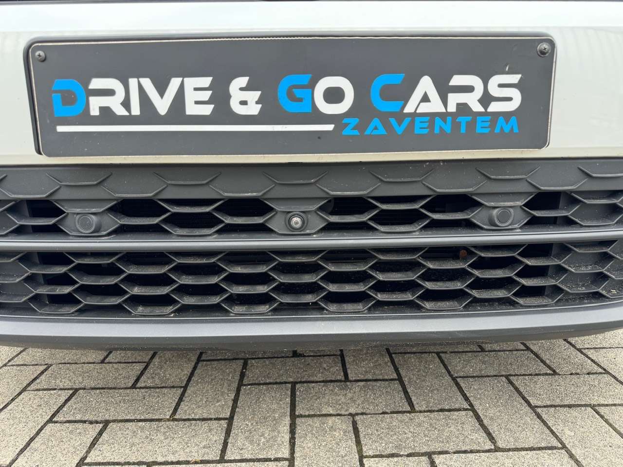 Volkswagen Tiguan 2.0 TDi SCR Highline ** 1 JAAR GARANTIE ** !!