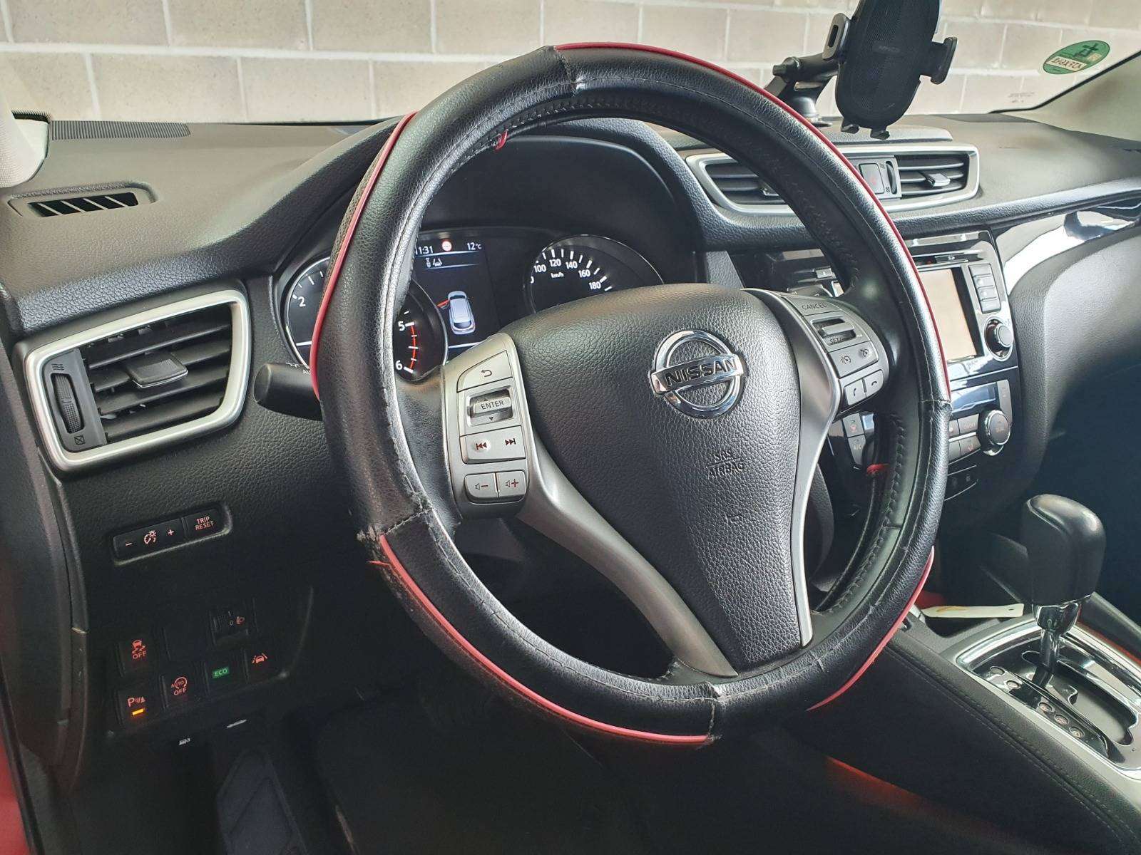 Nissan Qashqai 🟢1.6 DIESEL 131CV / BOITE AUTO / TOIT PANO