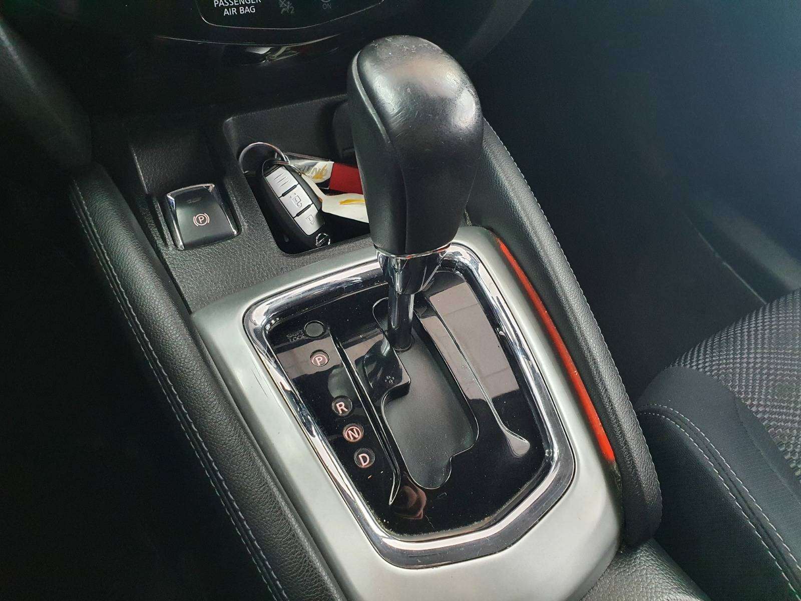 Nissan Qashqai 🟢1.6 DIESEL 131CV / BOITE AUTO / TOIT PANO