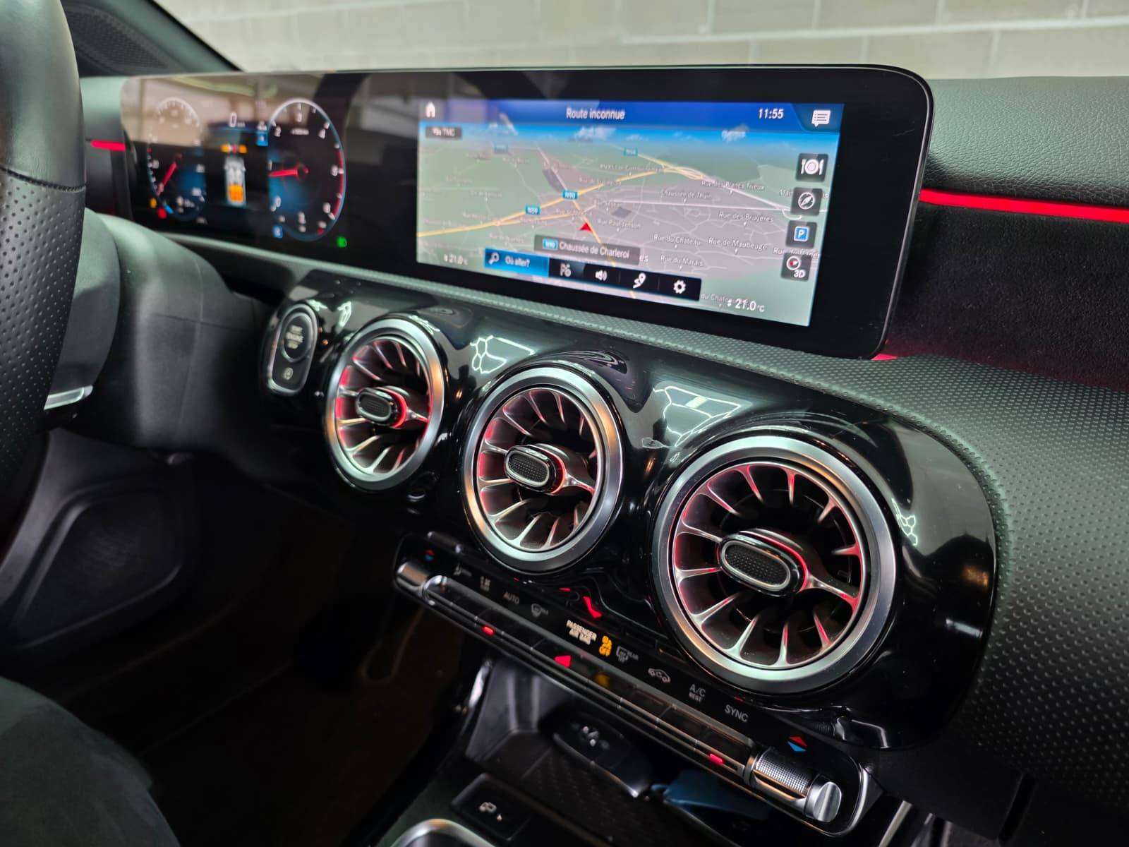 Mercedes-Benz A 180 🟢GARANTIE 12 MOIS🟢DIESEL 116CV - PACK AMG - FULL CARNET - CAMERA