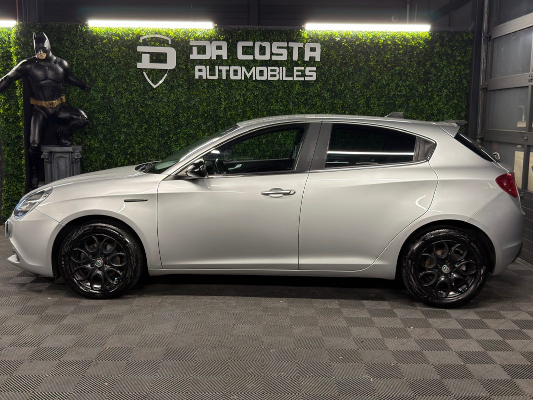 Alfa Romeo Giulietta III PHASE 2 LUSSO 1.6 JTDM 120 Cv S&S - GARANTIE 1 AN