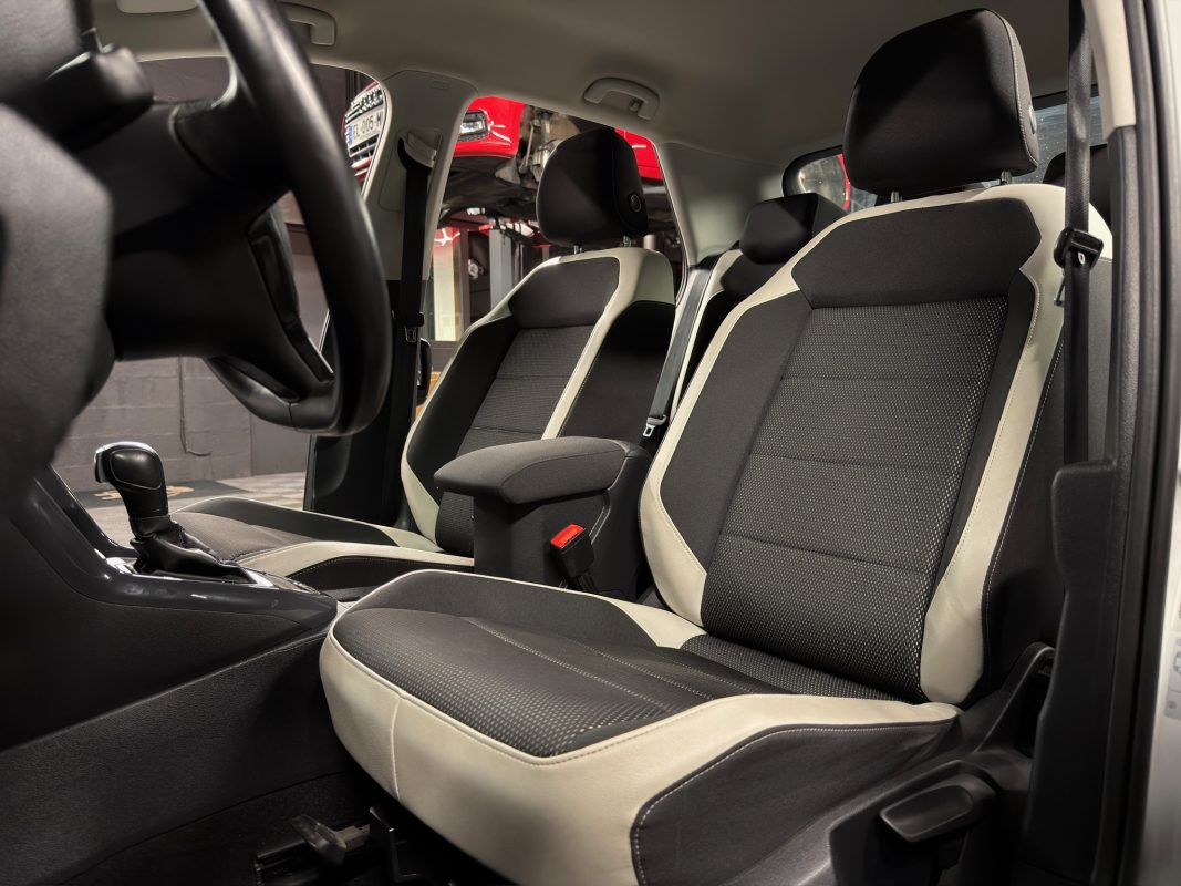 Volkswagen T-roc CARAT 1.5 TSI EVO 150 1ERE MAIN DSG7 APPLE & ANDROID VIRTUAL COCKPIT Garantie 1 an