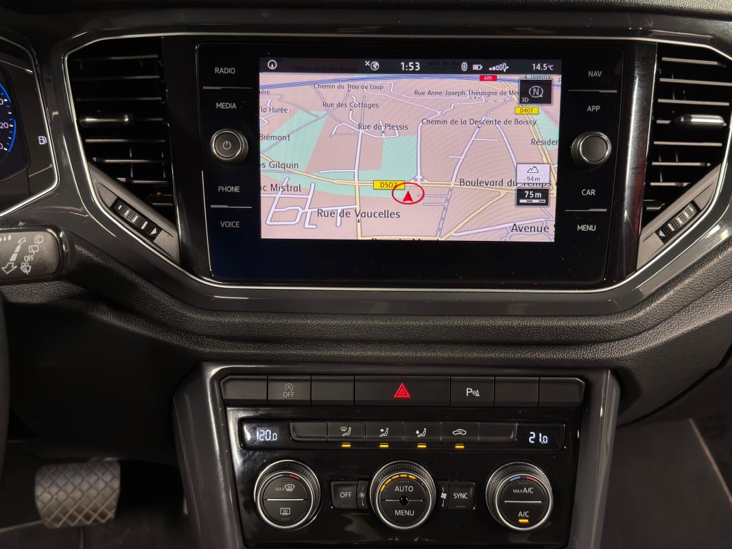 Volkswagen T-roc CARAT 1.5 TSI EVO 150 1ERE MAIN DSG7 APPLE & ANDROID VIRTUAL COCKPIT Garantie 1 an