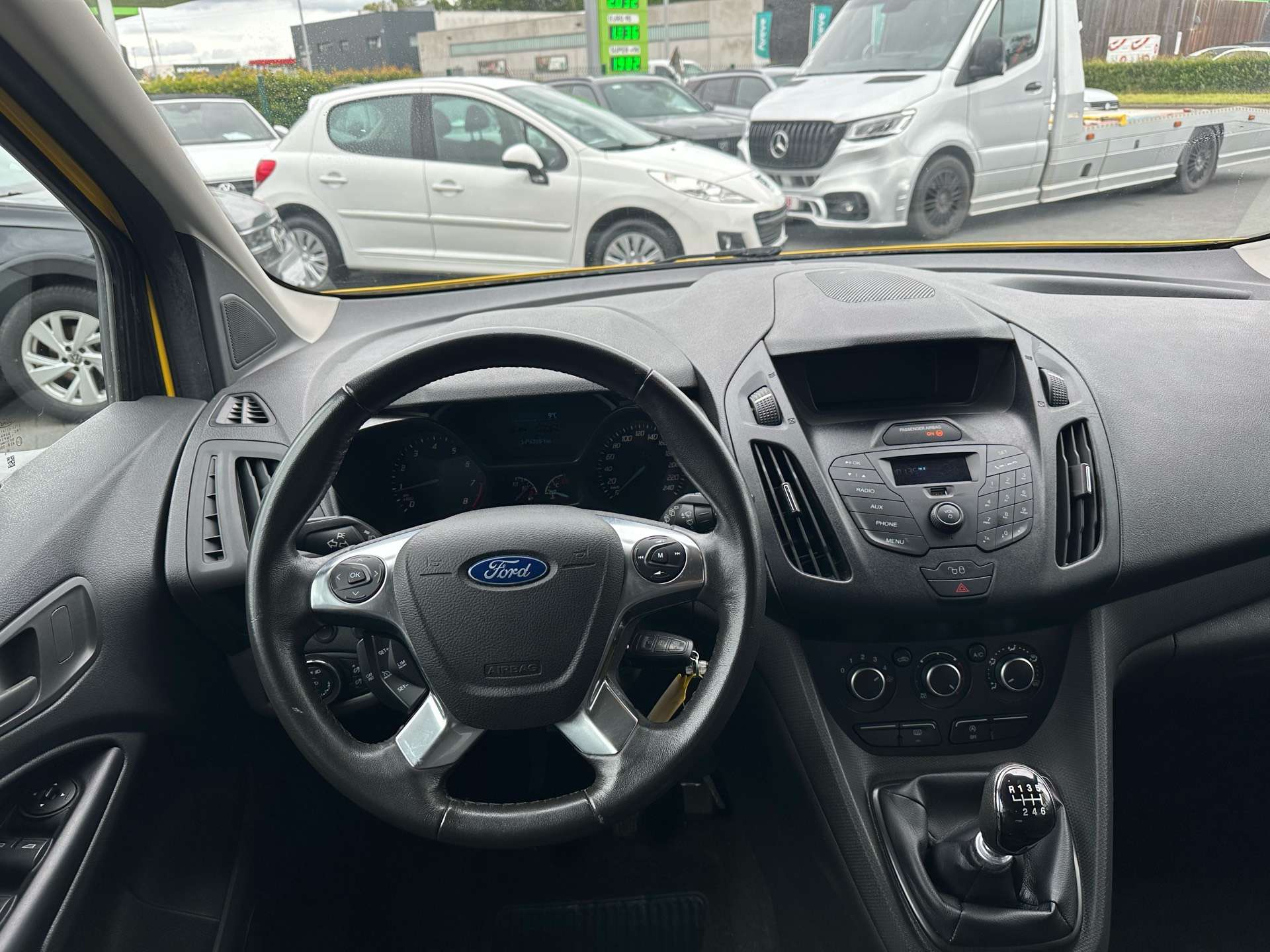 Ford Tourneo Connect 1.0 EcoBoost. Airco 5 Places