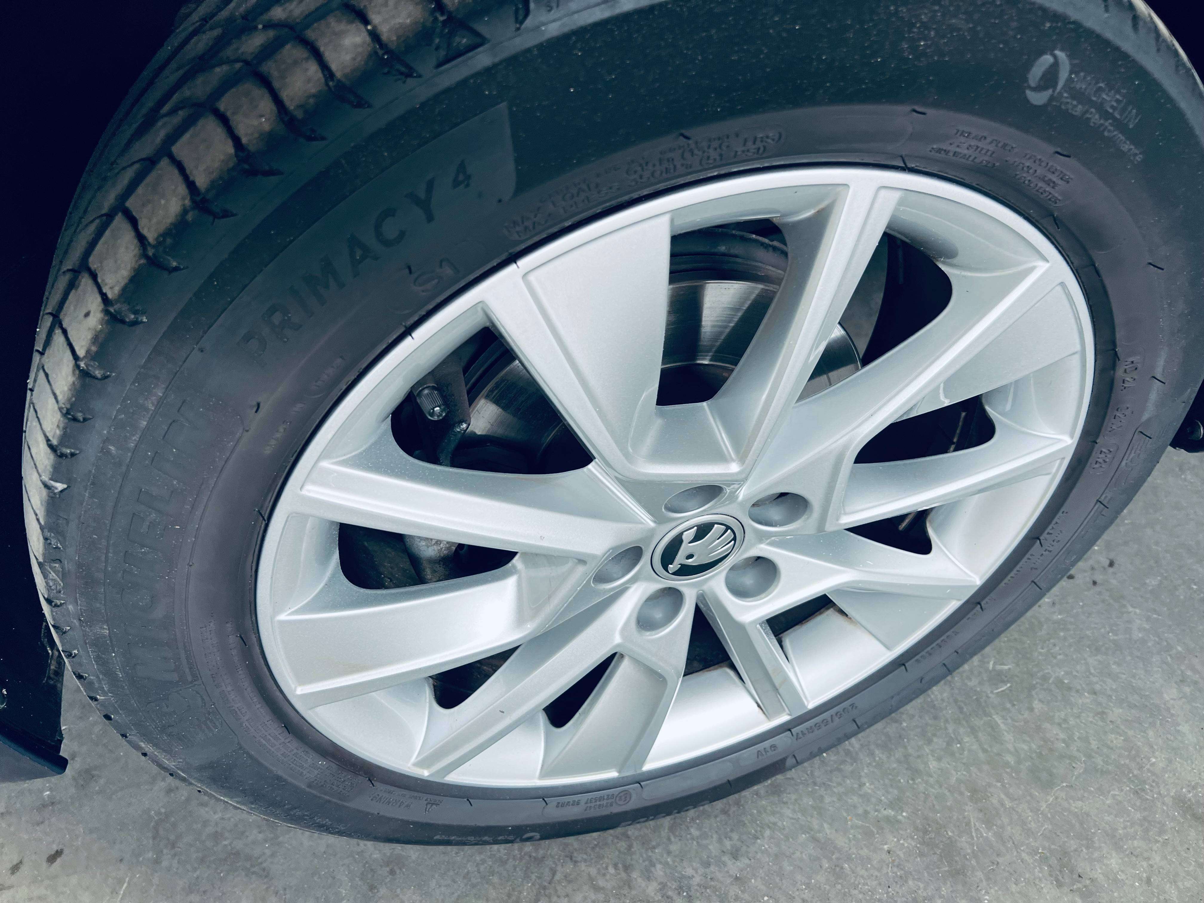 Skoda Kamiq 1.0 TSI Ambition+NAVI+TEL+CRUISE+CARNET+GARANTIE