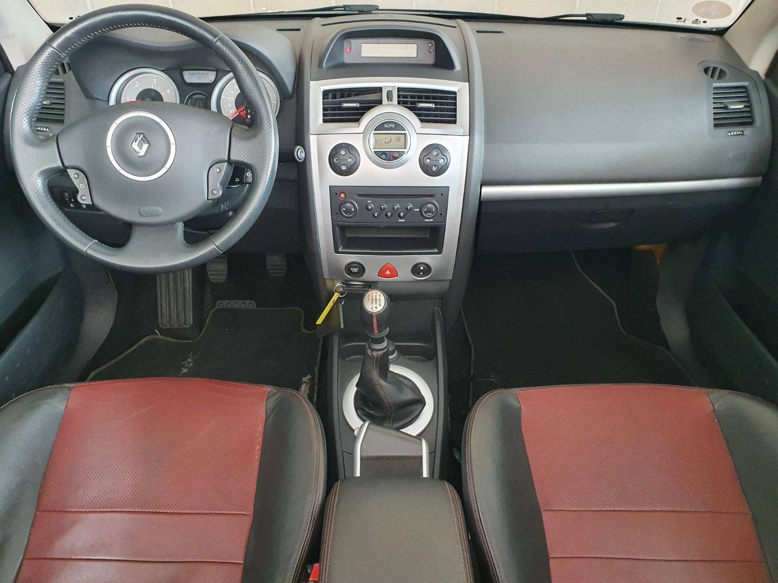 Renault Megane 🟢1.5 DIESEL 106CV - 1ER MAIN - CARIOLET - SIEGES CHAUFFANTS