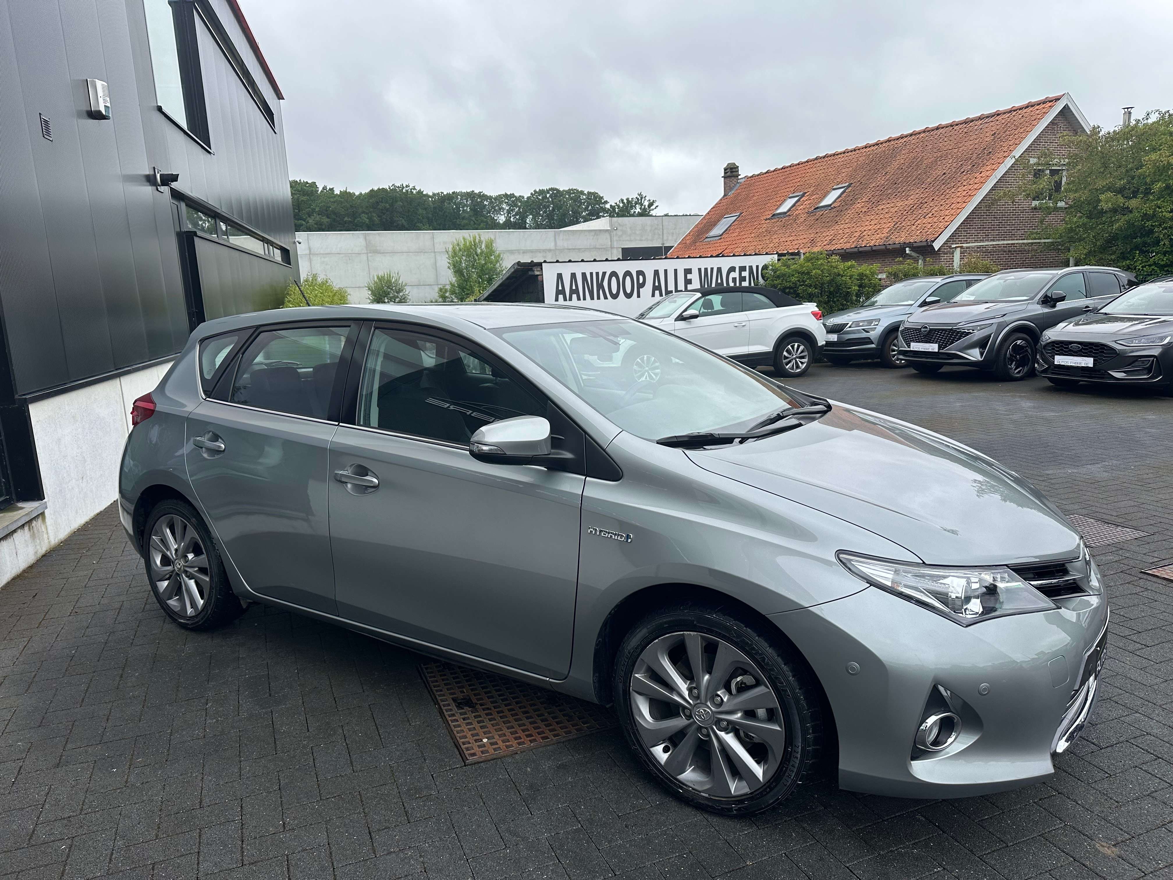 Toyota Auris 1.8i Hybride HSD Premium CVT 20000km