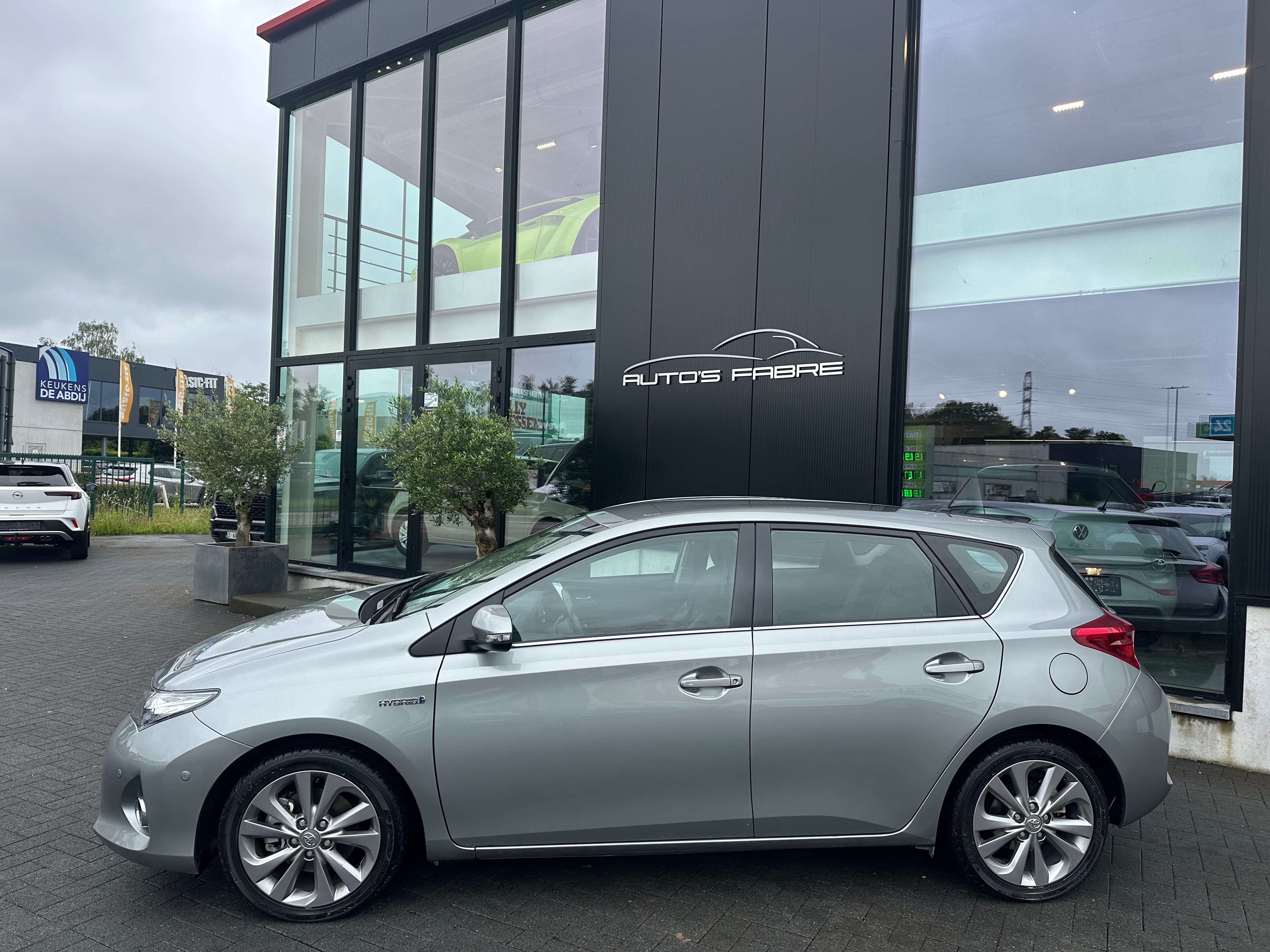 Toyota Auris 1.8i Hybride HSD Premium CVT 20000km
