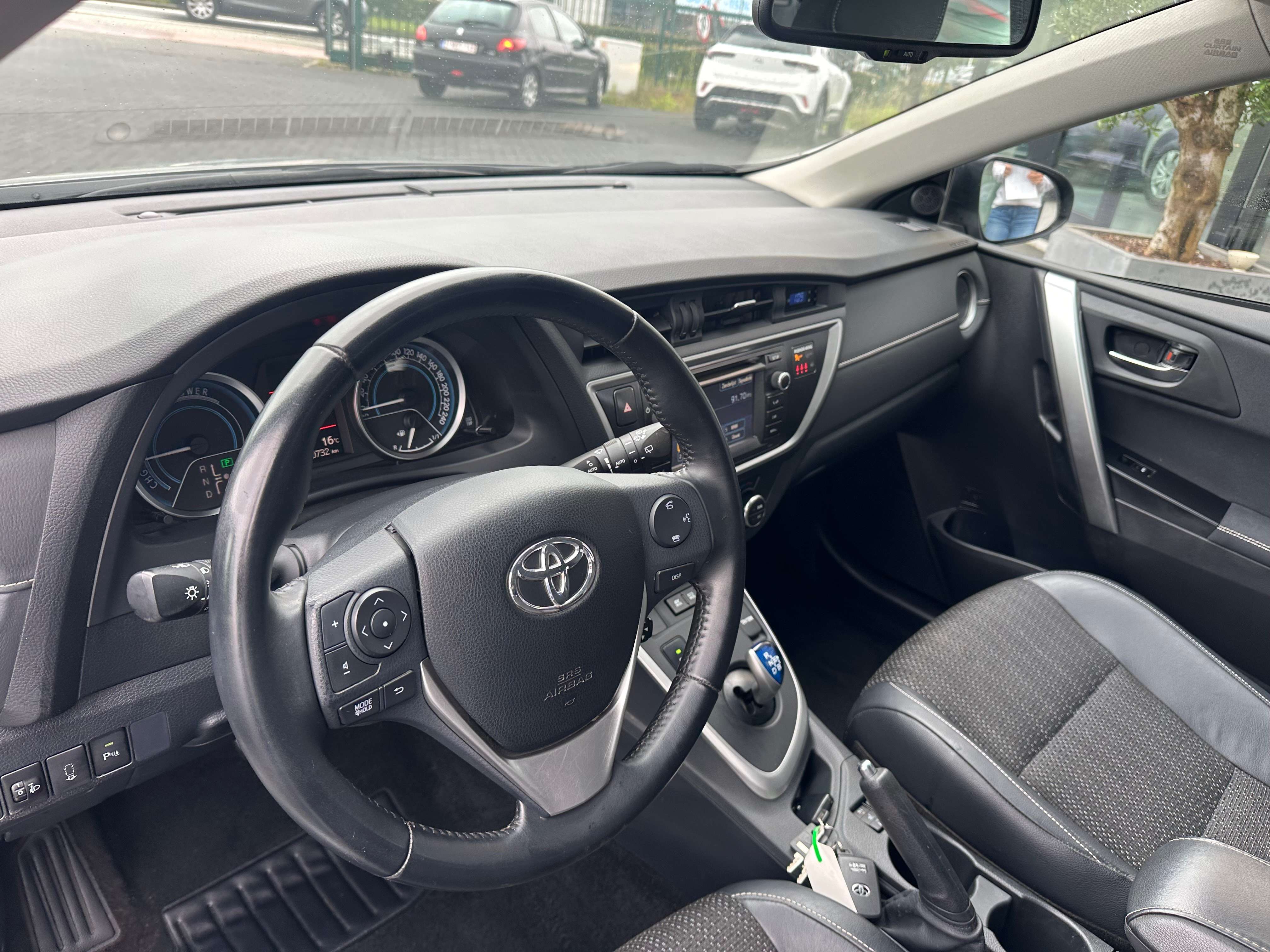 Toyota Auris 1.8i Hybride HSD Premium CVT 20000km