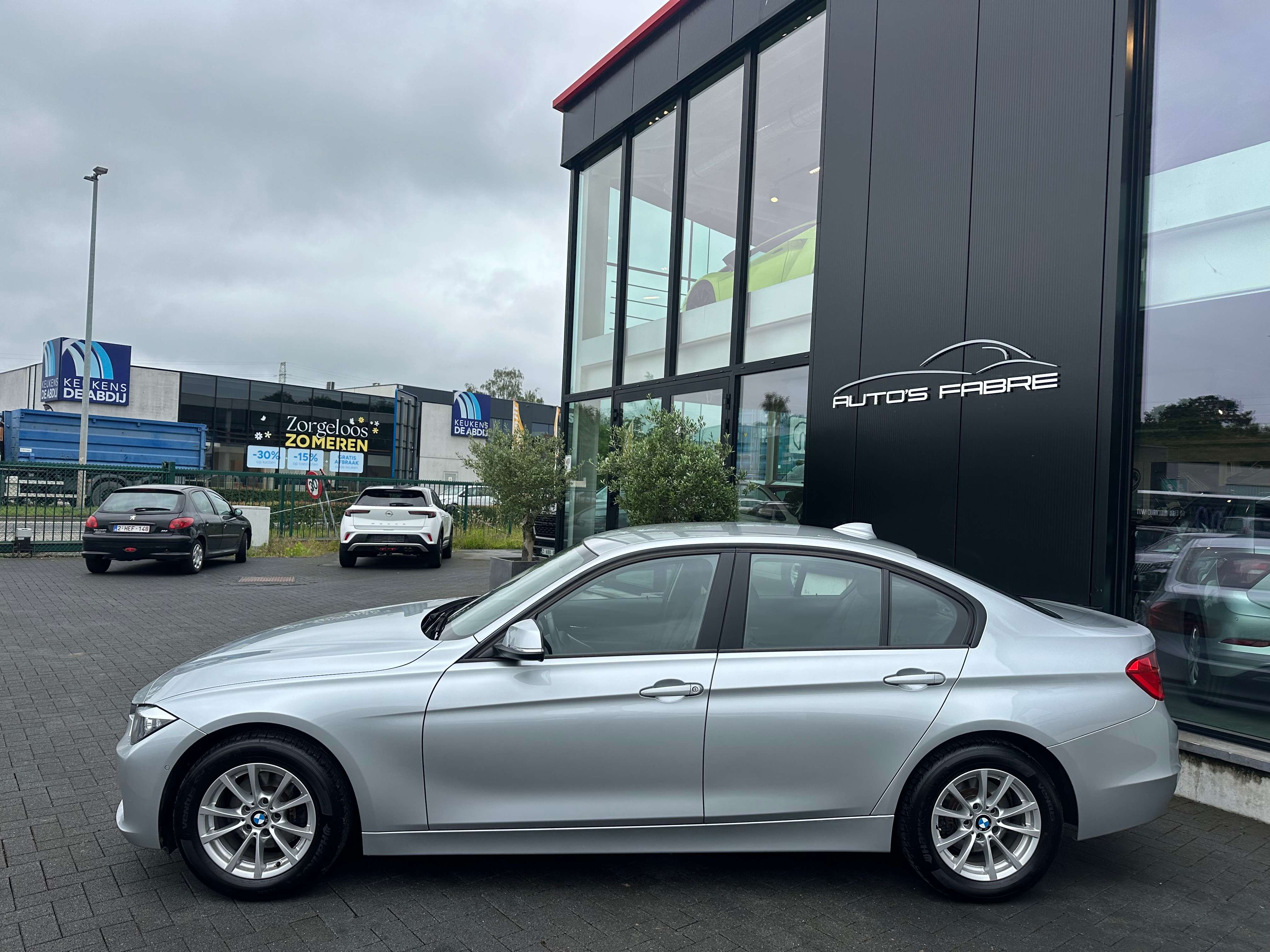 BMW 316 A Automaat Leder Airco Nieuwstaat " Sterfgeval "