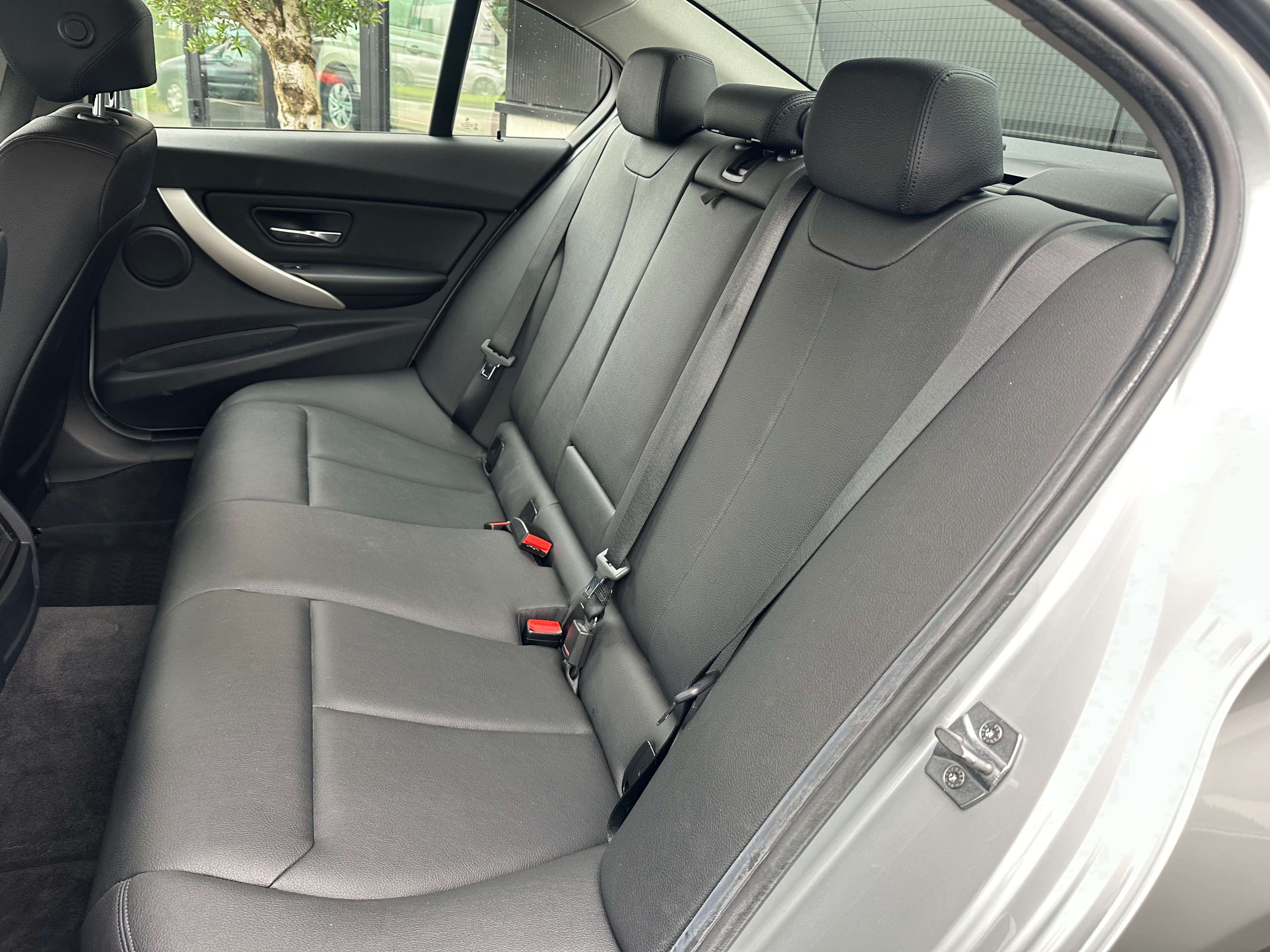 BMW 316 A Automaat Leder Airco Nieuwstaat " Sterfgeval "