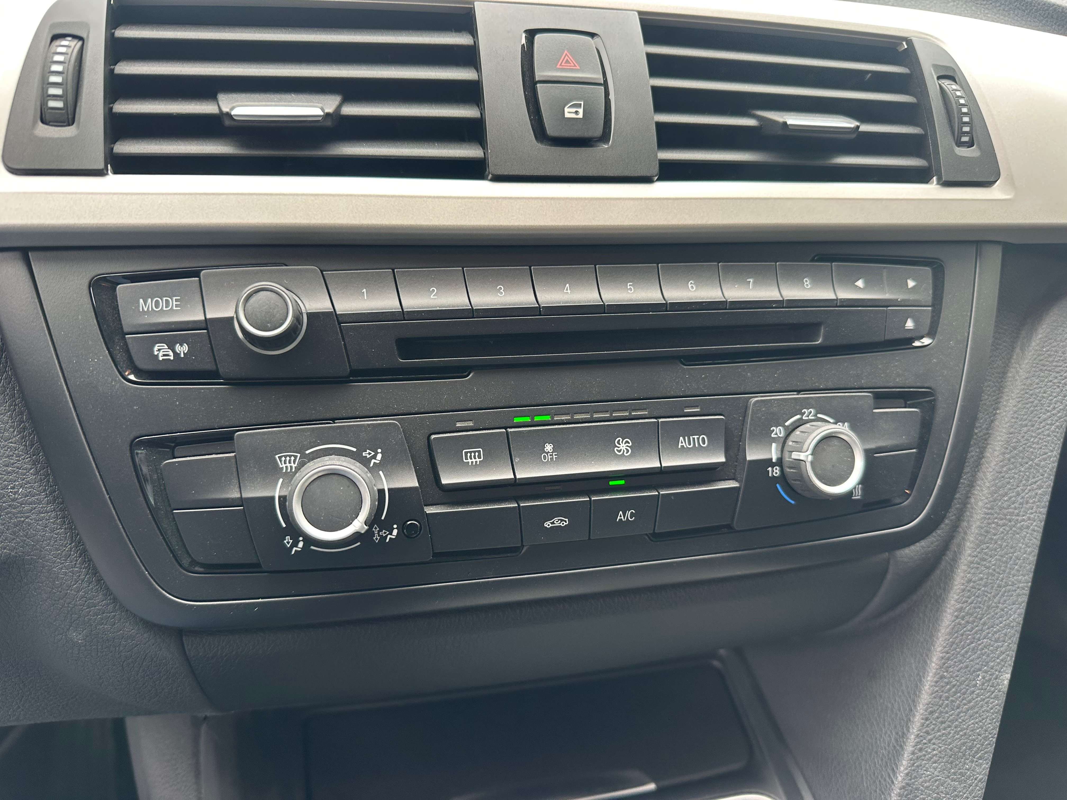 BMW 316 A Automaat Leder Airco Nieuwstaat " Sterfgeval "