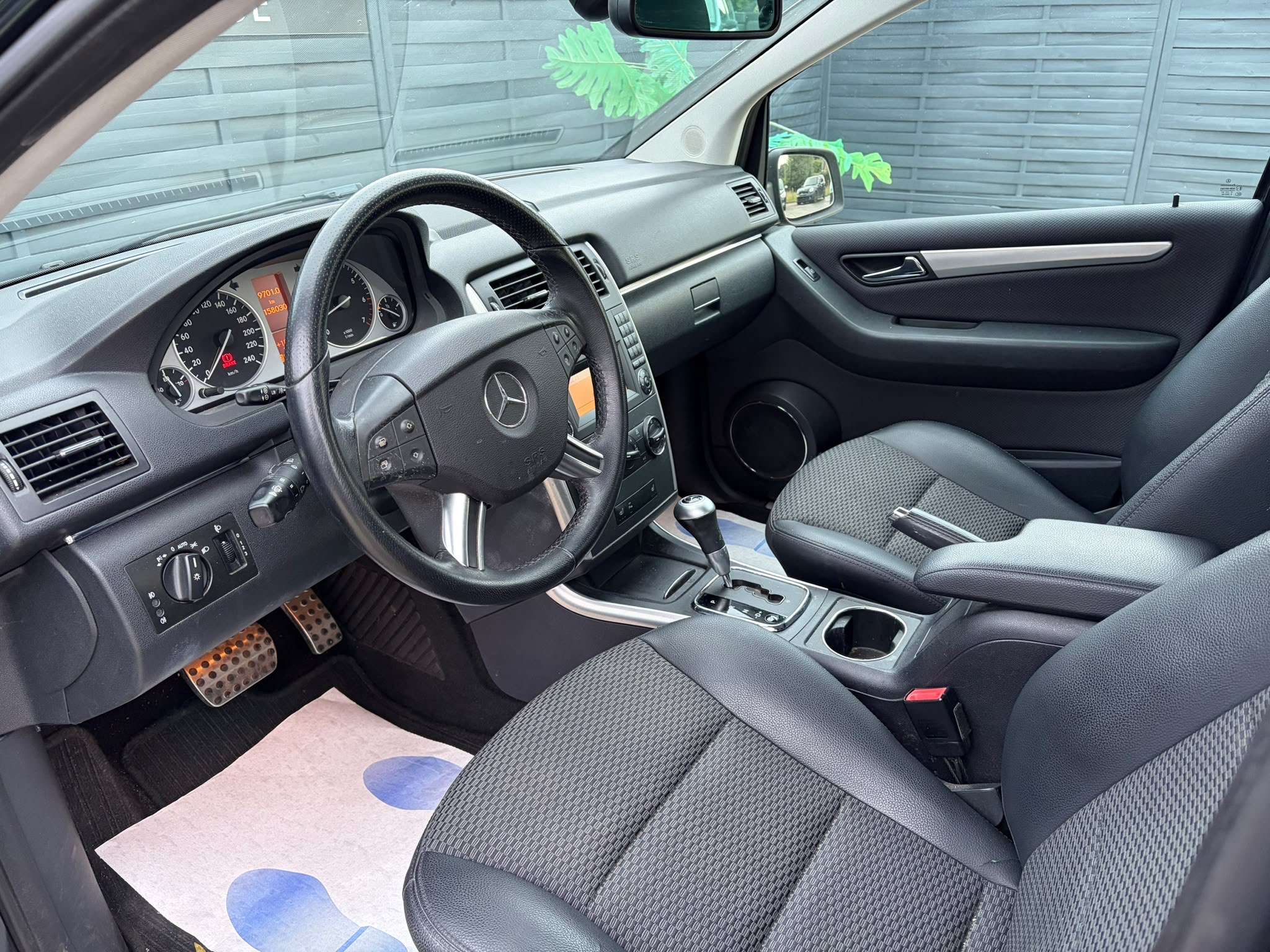 Mercedes-Benz B 160 */*BOITE AUTO+CARNET+RADAR AV-ARR */*