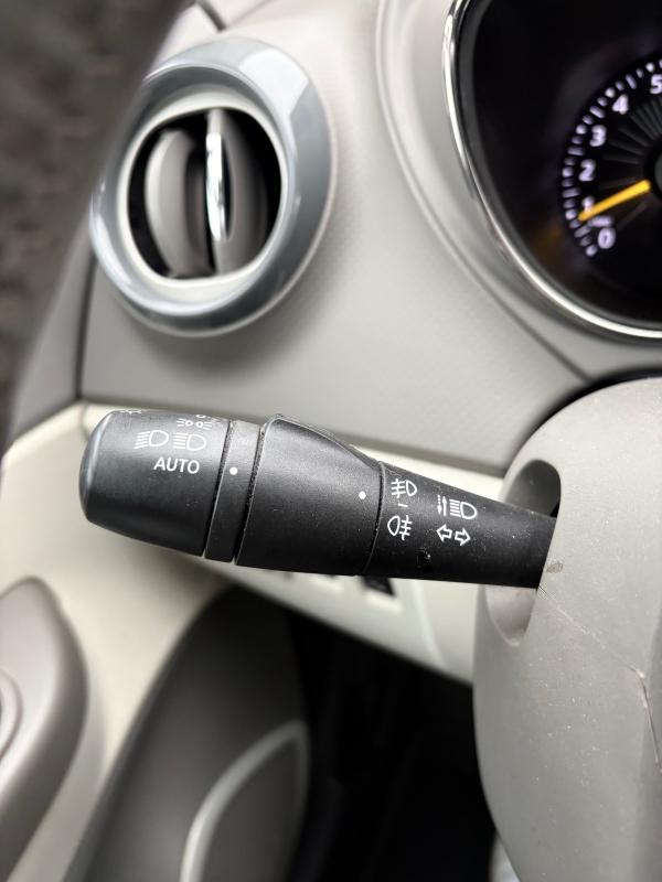 Renault Captur BOITE AUTO 148Km GPS BLUETOOTH RADAR RÉGULATEUR USB AUXI CHAÎNE DE DISTRIBUTION