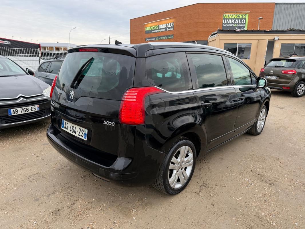 Peugeot 5008 2L HDI 150 CH REVISEE OK BON ETAT GENERAL