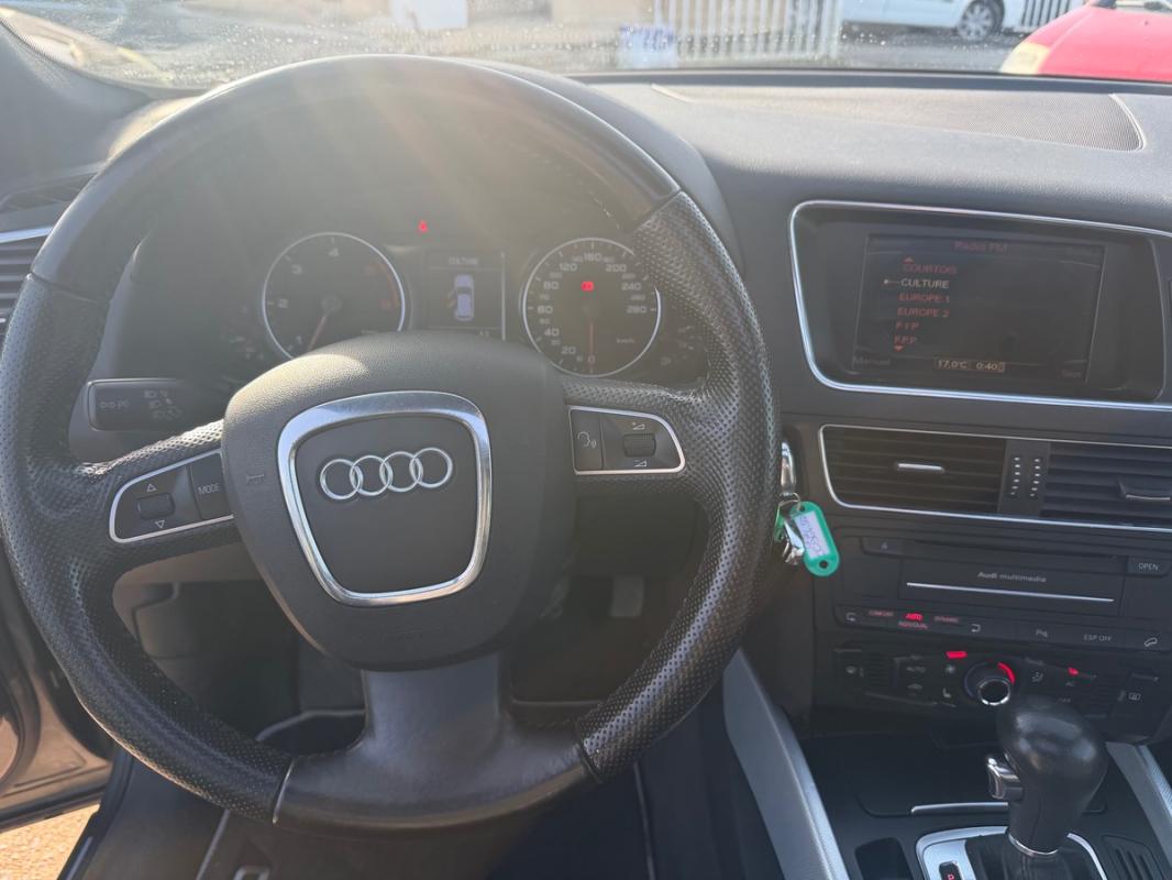 Audi Q5 3L TDI V6 240CH QUATTRO TOIT OUVRANT REVISEE BOÎTE AUTOMATIQUE