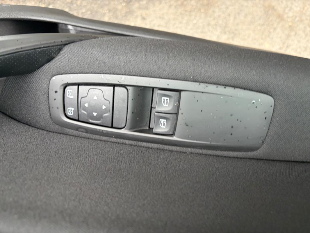 Renault Megane IV 2017 1.5L dCi ENERGY LIFE GPS RÉGULATEUR USB BLUETOOTH RADAR