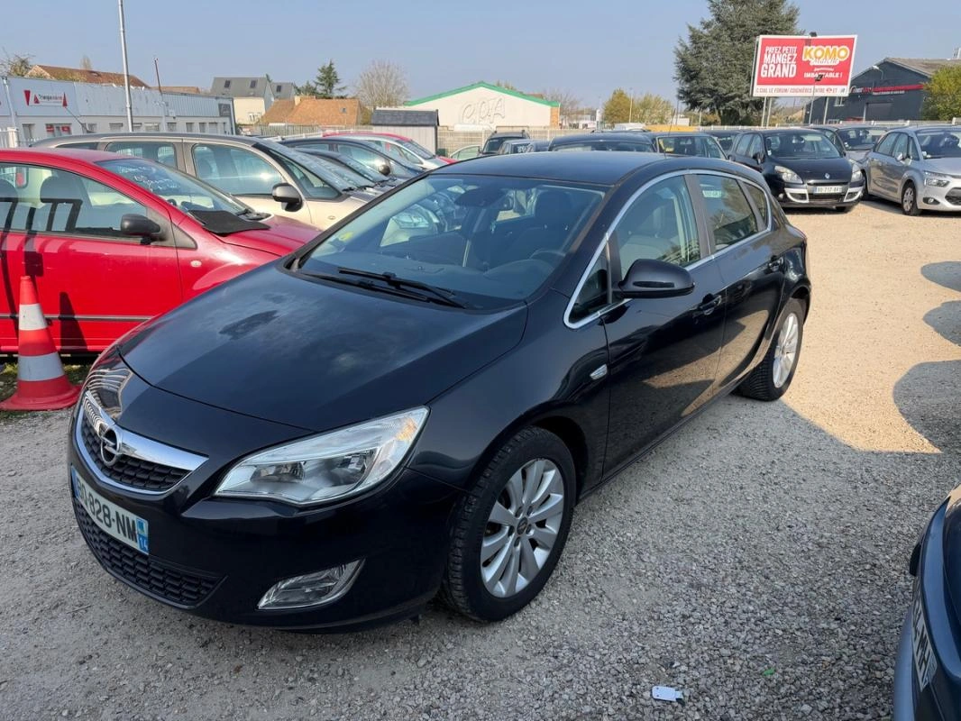 Opel Astra 1.7 CDTI 110CH BOITE 6 KIT EMBRAYAGE A PREVOIR DÉMARRE ROULE OK