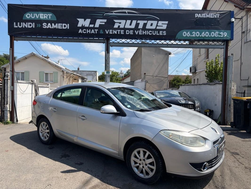 Renault Fluence 1.5l 110CH DCI PRIVILÈGE SUIVI D ENTRETIENT GPS SEMI CUIR RADAR PAYEMENT EN 3FOIS