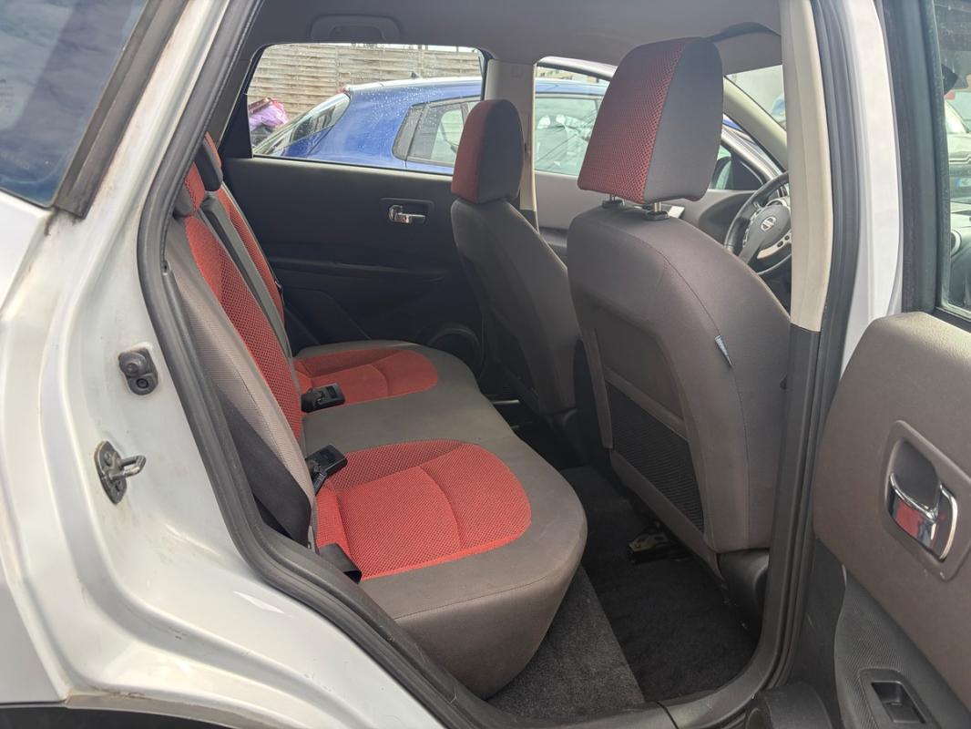 Nissan Qashqai 1.5 dCi Visia BLUETOOTH RADARS RÉGULATEUR EMBRAYAGE NEUF PAYER EN 3FOIS