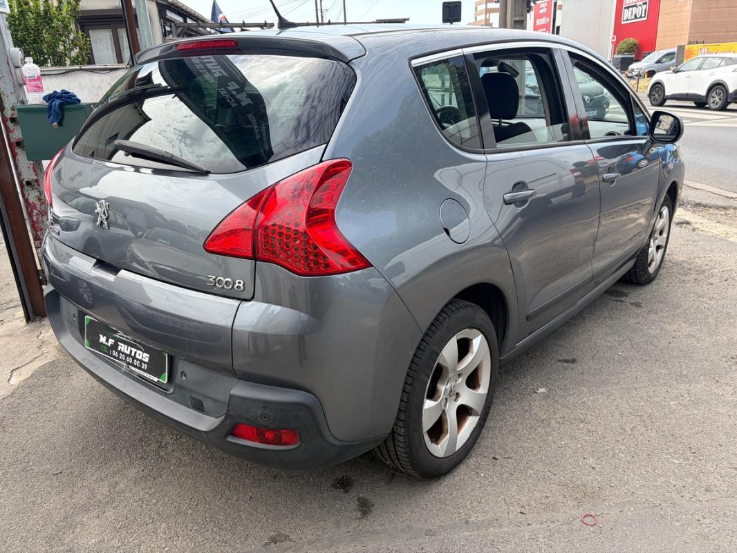 Peugeot 3008 2011 1.6L HDI Confort Pack Carnet d entretient RÉGULATEUR RADARS PAYER EN 3Fois
