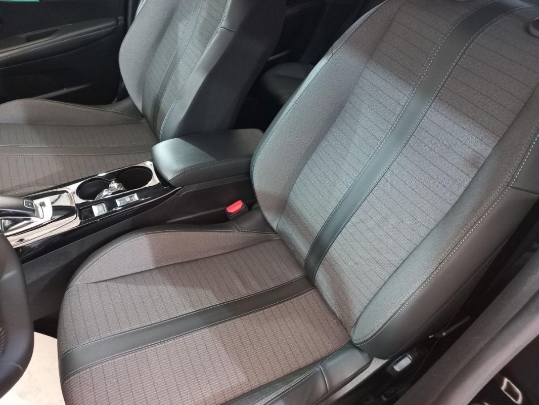 Peugeot 208 II PureTech 100 S&S EAT8 Allure Pack
