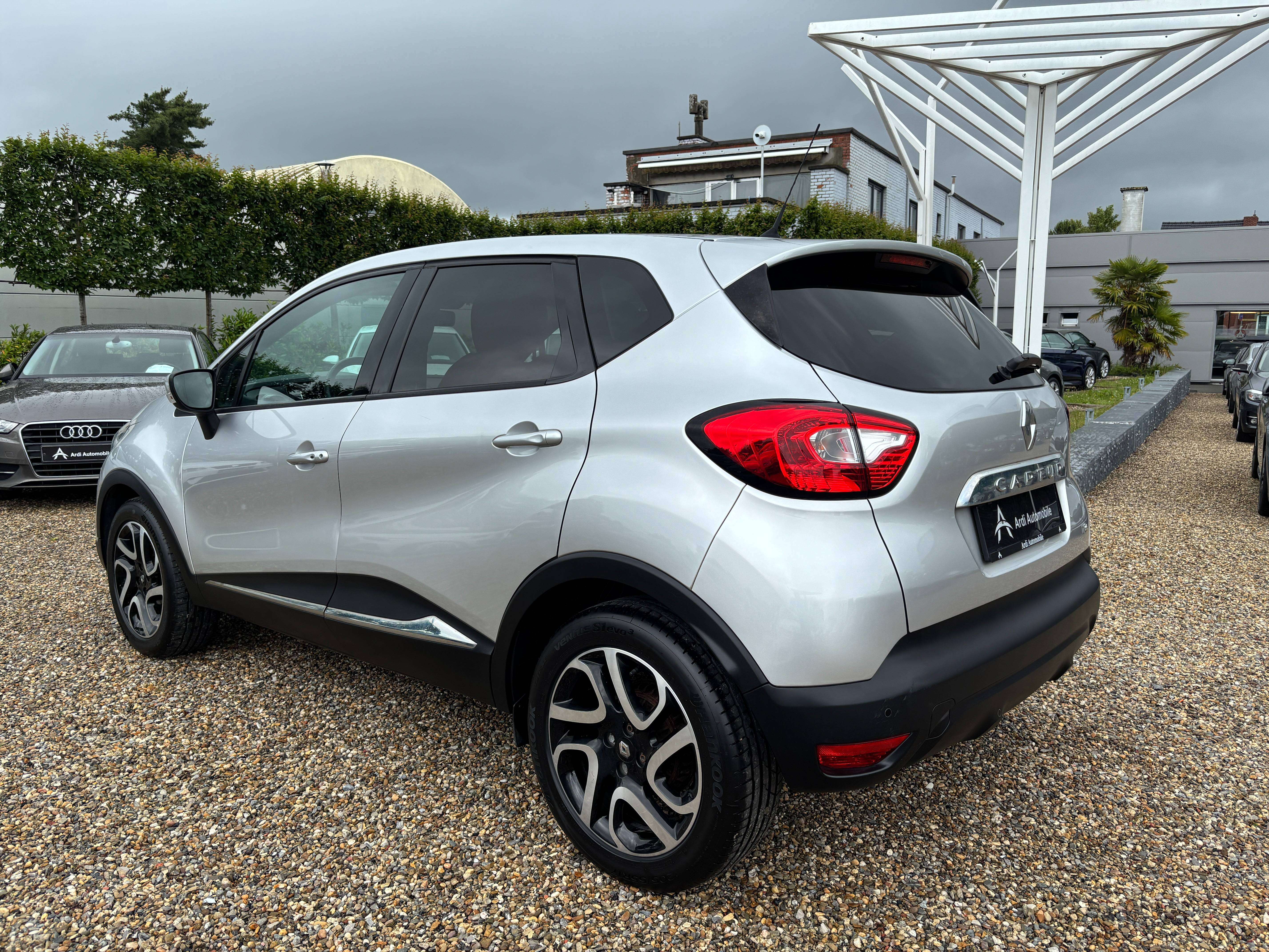 Renault Captur 1.2 TCe *CRUISE CONTROL*KEYLESS*CAPTEUR AR*GARANTIE*