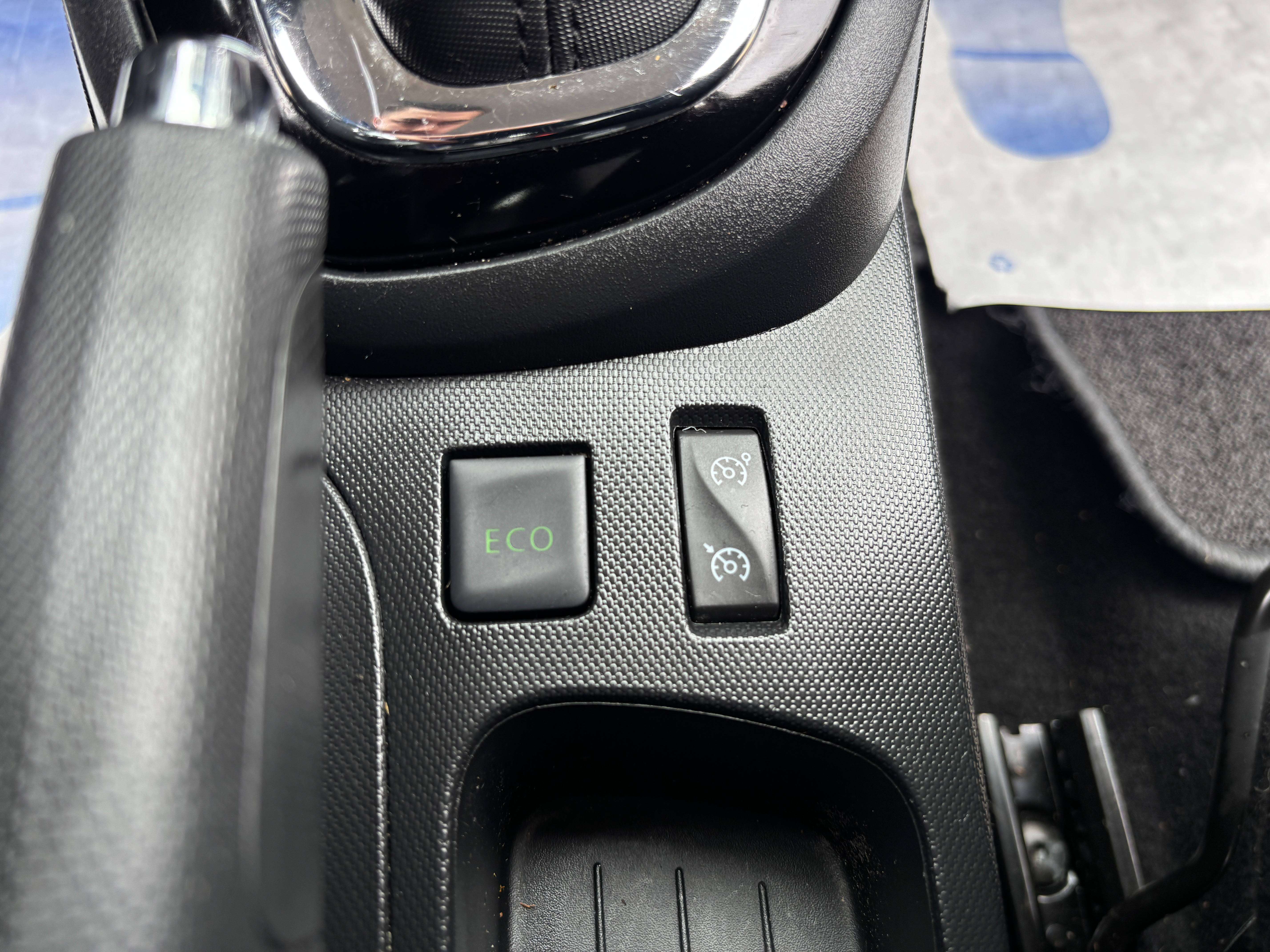 Renault Captur 1.2 TCe *CRUISE CONTROL*KEYLESS*CAPTEUR AR*GARANTIE*