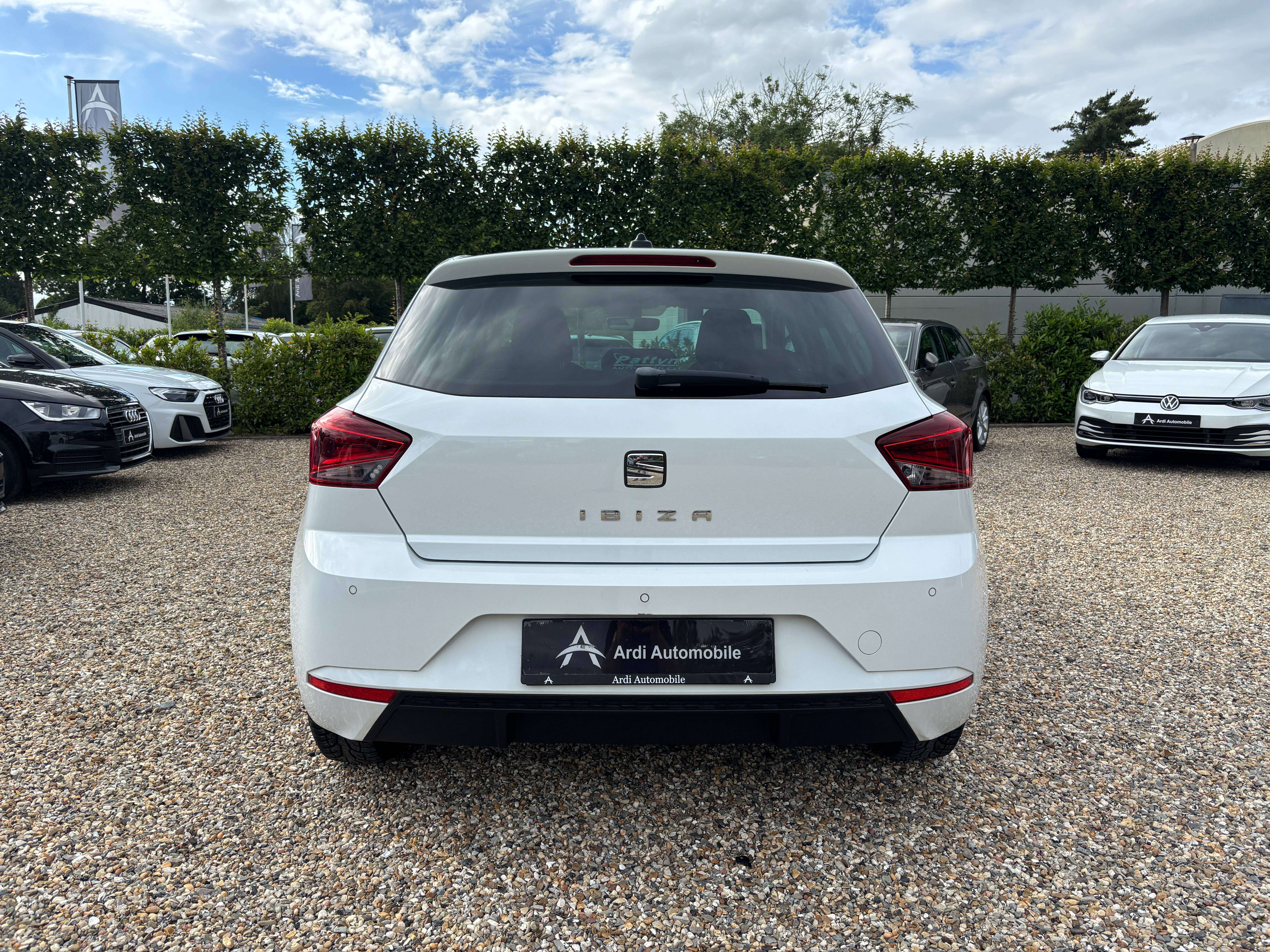SEAT Ibiza 1.6 TDI *CARPLAY*CRUISE CONTROL*LED*1ER PROPRIO*GARANTIE*