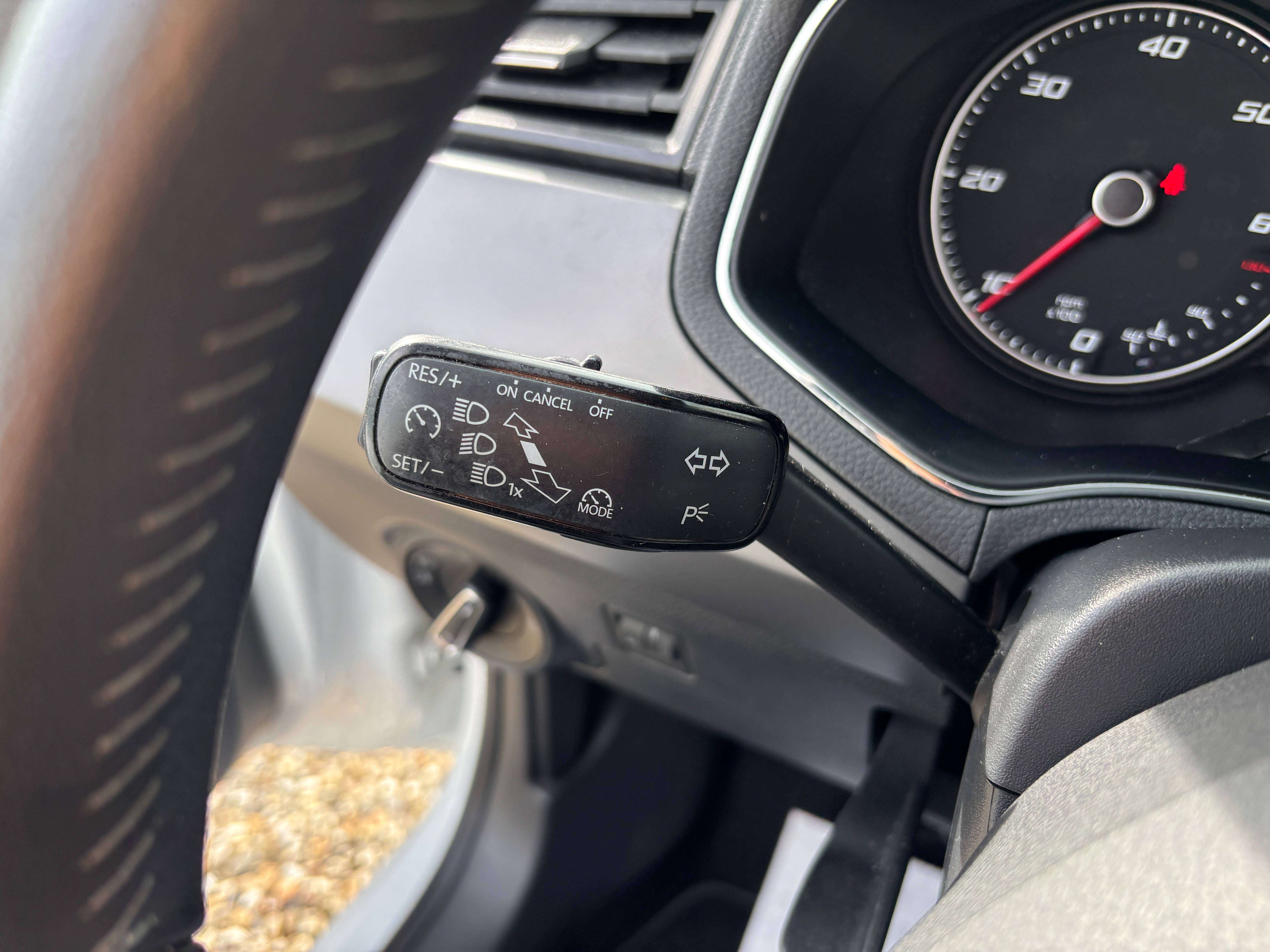 SEAT Ibiza 1.6 TDI *CARPLAY*CRUISE CONTROL*LED*1ER PROPRIO*GARANTIE*