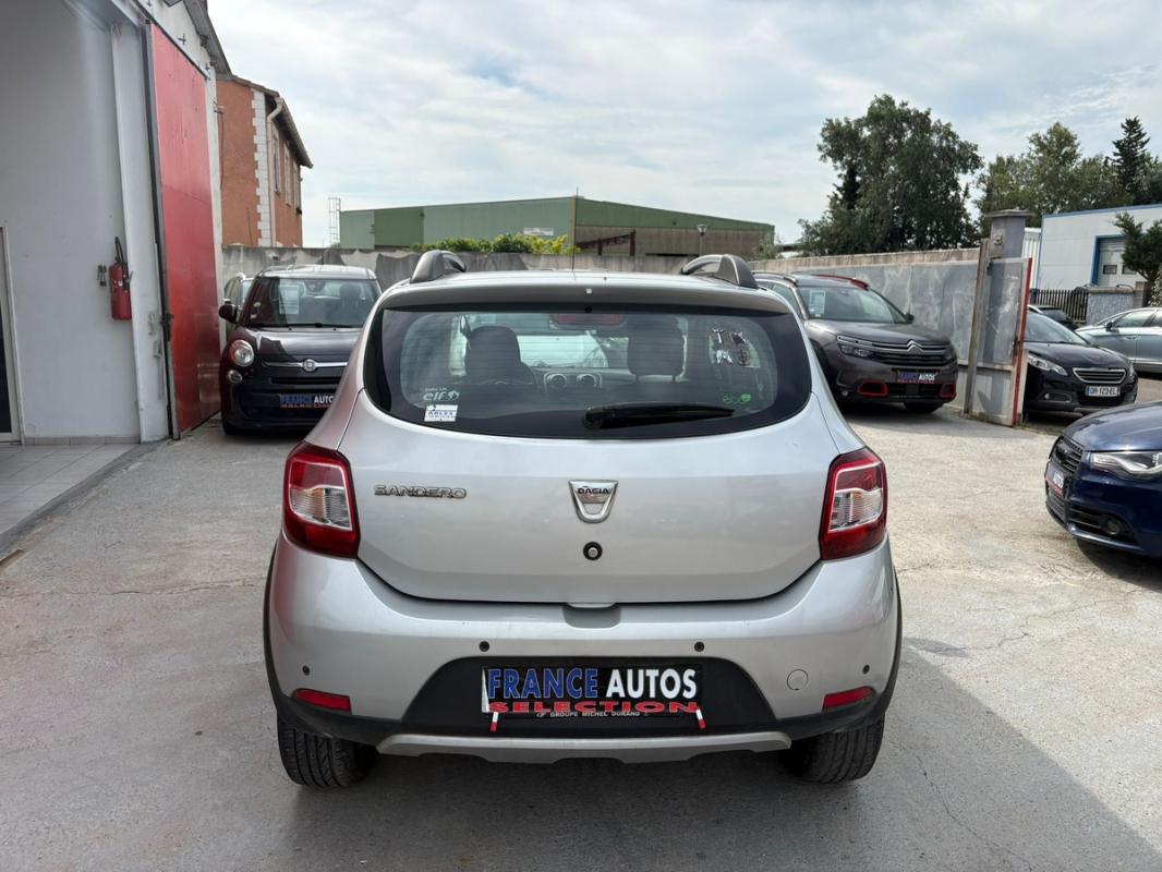 Dacia Sandero Stepway 1.5 DCI 90CH - 1RE MAIN | ENTIÈREMENT RÉVISÉE & GARANTIE 12 MOIS EN EUROPE