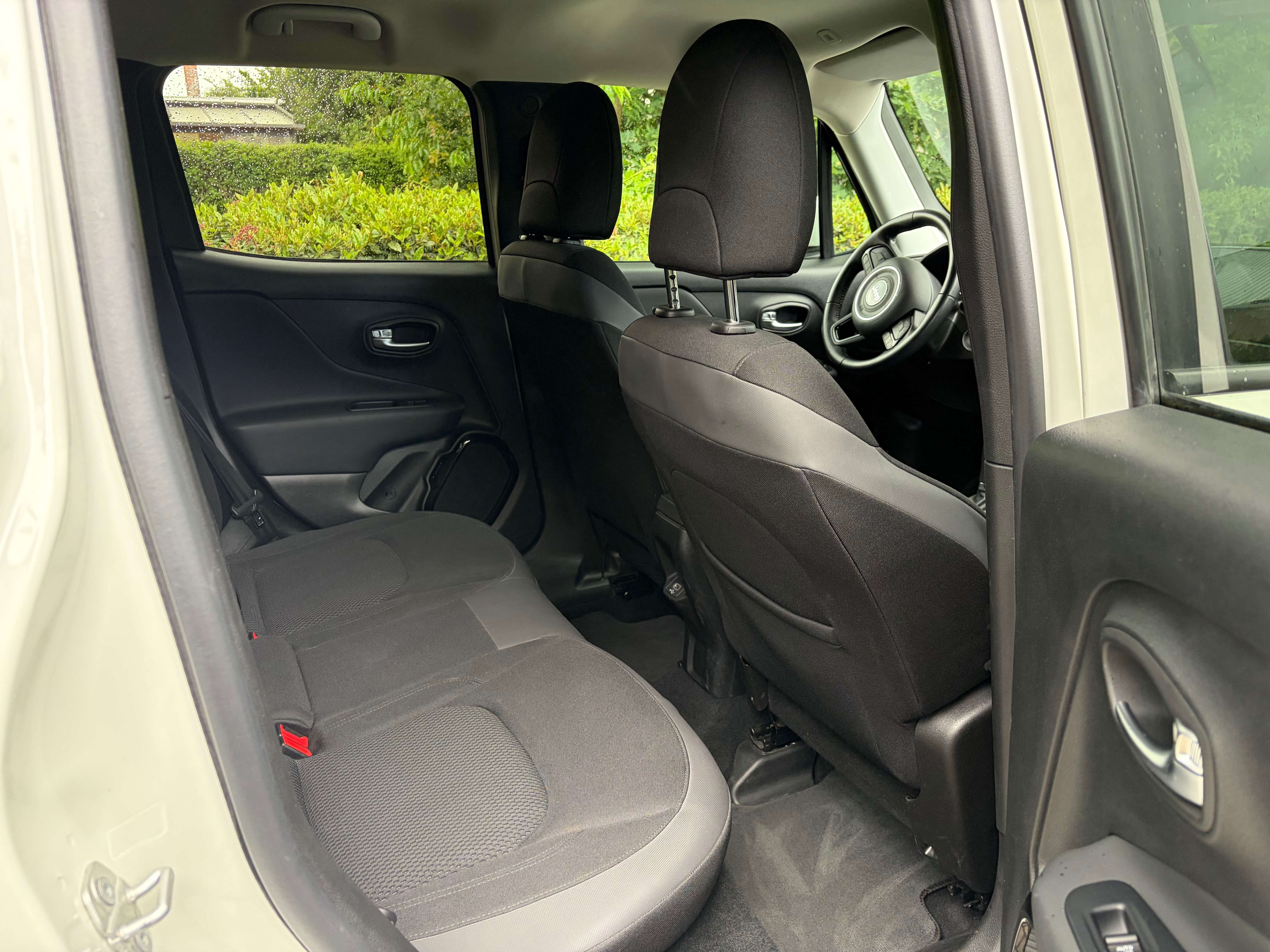 Jeep Renegade 1.3 T4 Longitude Automaat  ### 38000 km ### thumbnail
