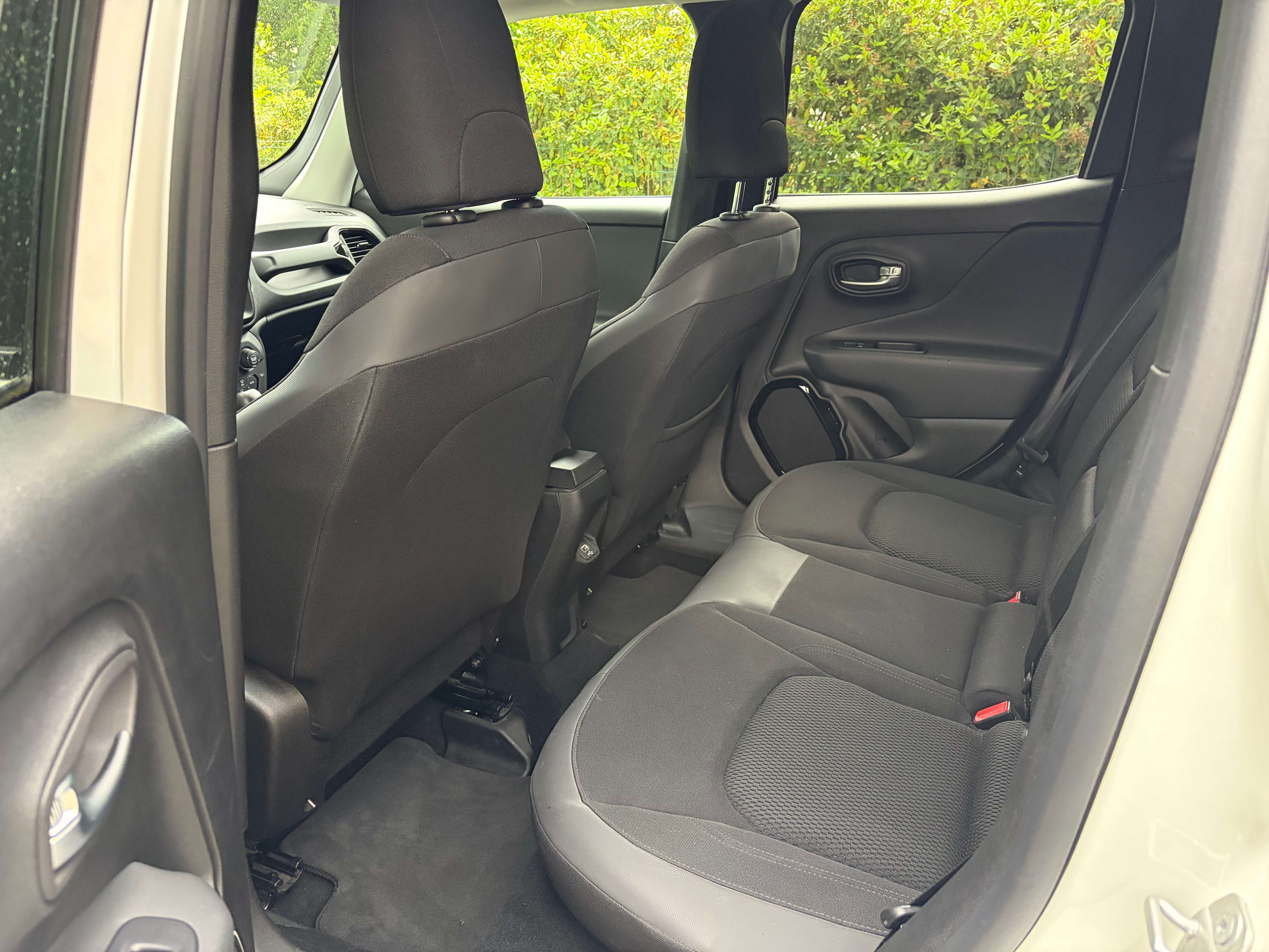 Jeep Renegade 1.3 T4 Longitude Automaat  ### 38000 km ### thumbnail