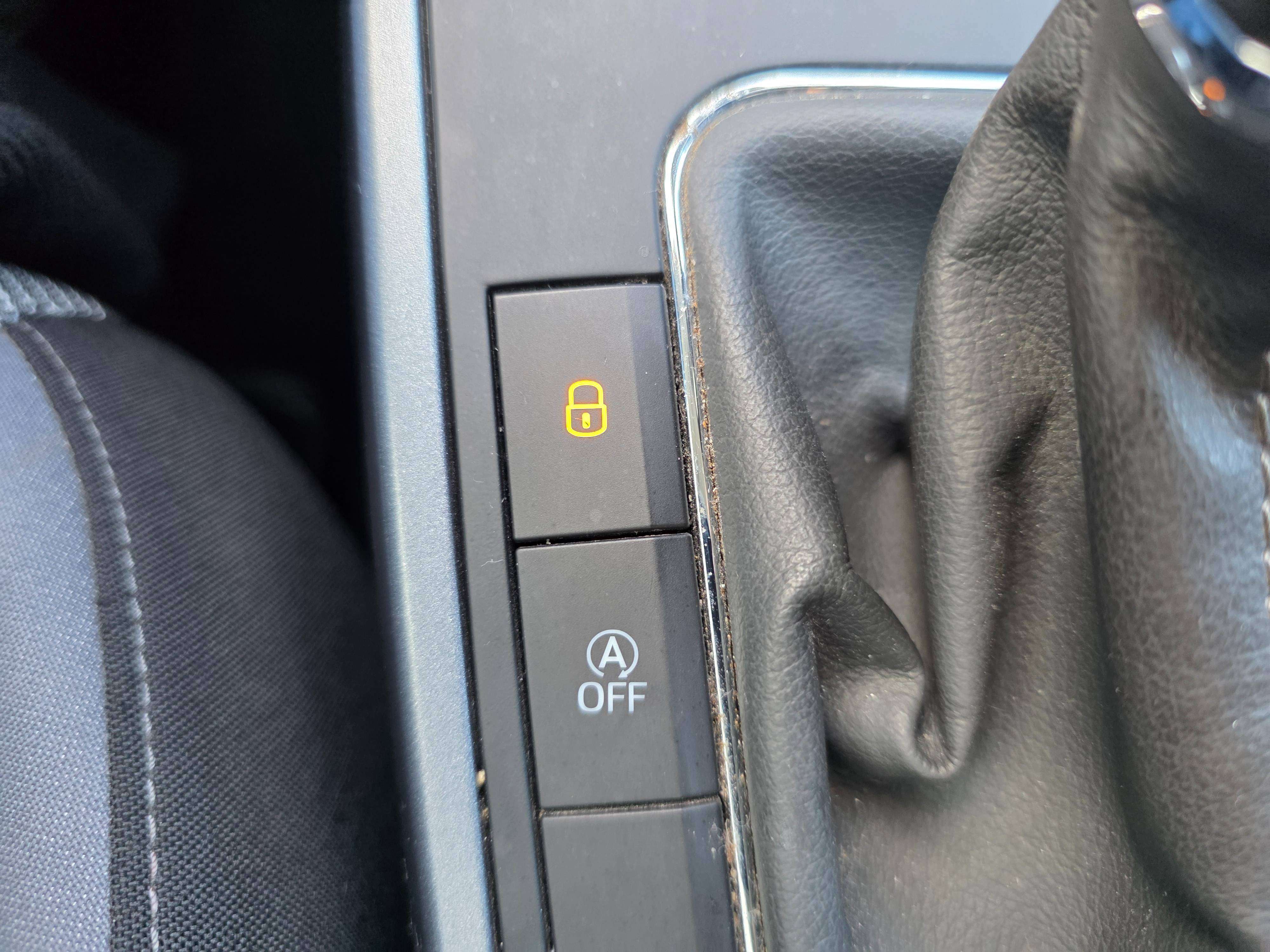 SEAT Arona 1.0 TSI Move! 2018' 33000km 1°EIG. IN NIEUWE STAAT !!