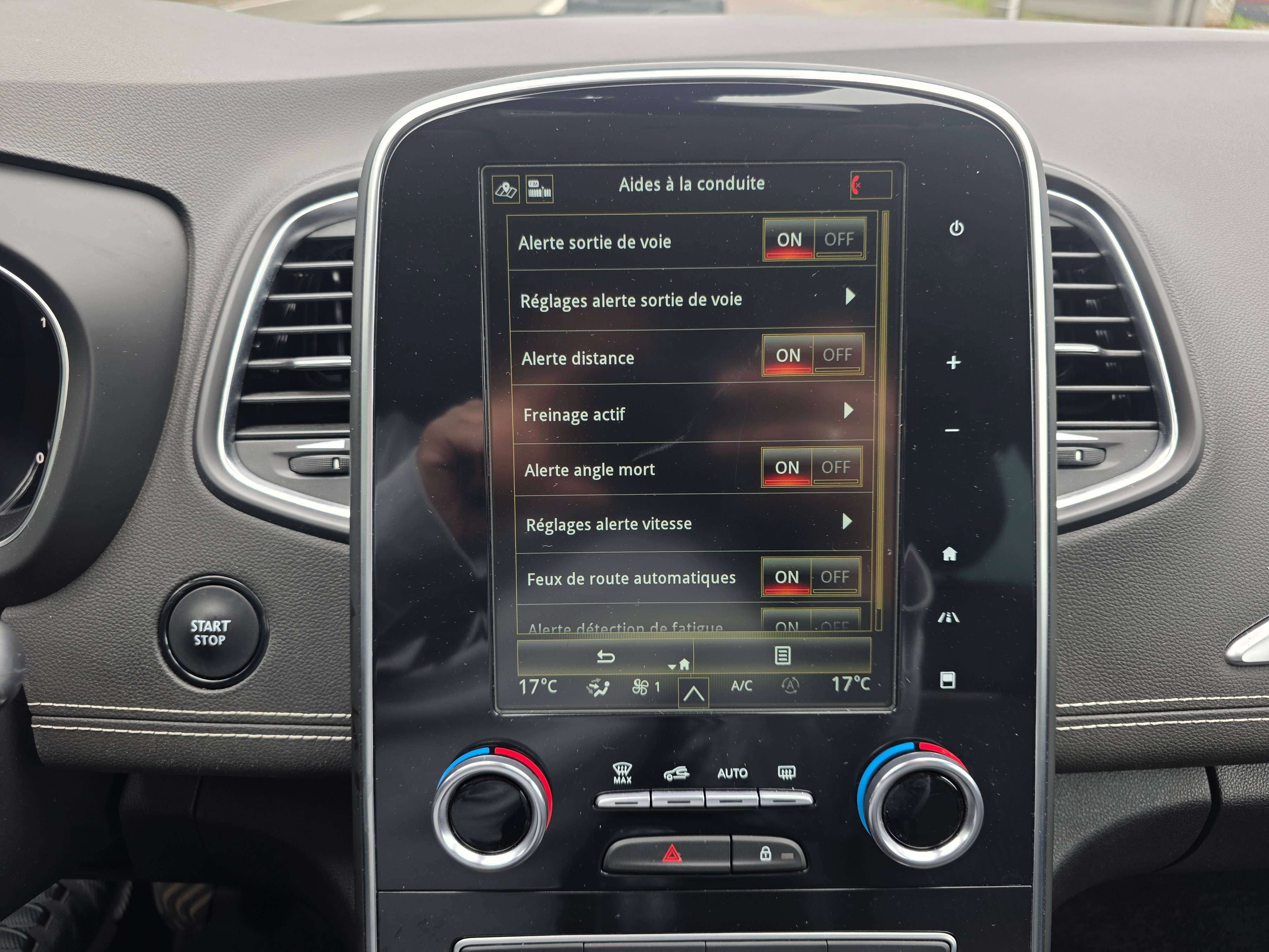 Renault Grand Scenic 1.33 TCe Intens GPF 7pl. 1°EIG. 2021' IN PERFECTE STAAT MET VEEL OPTIES !! thumbnail