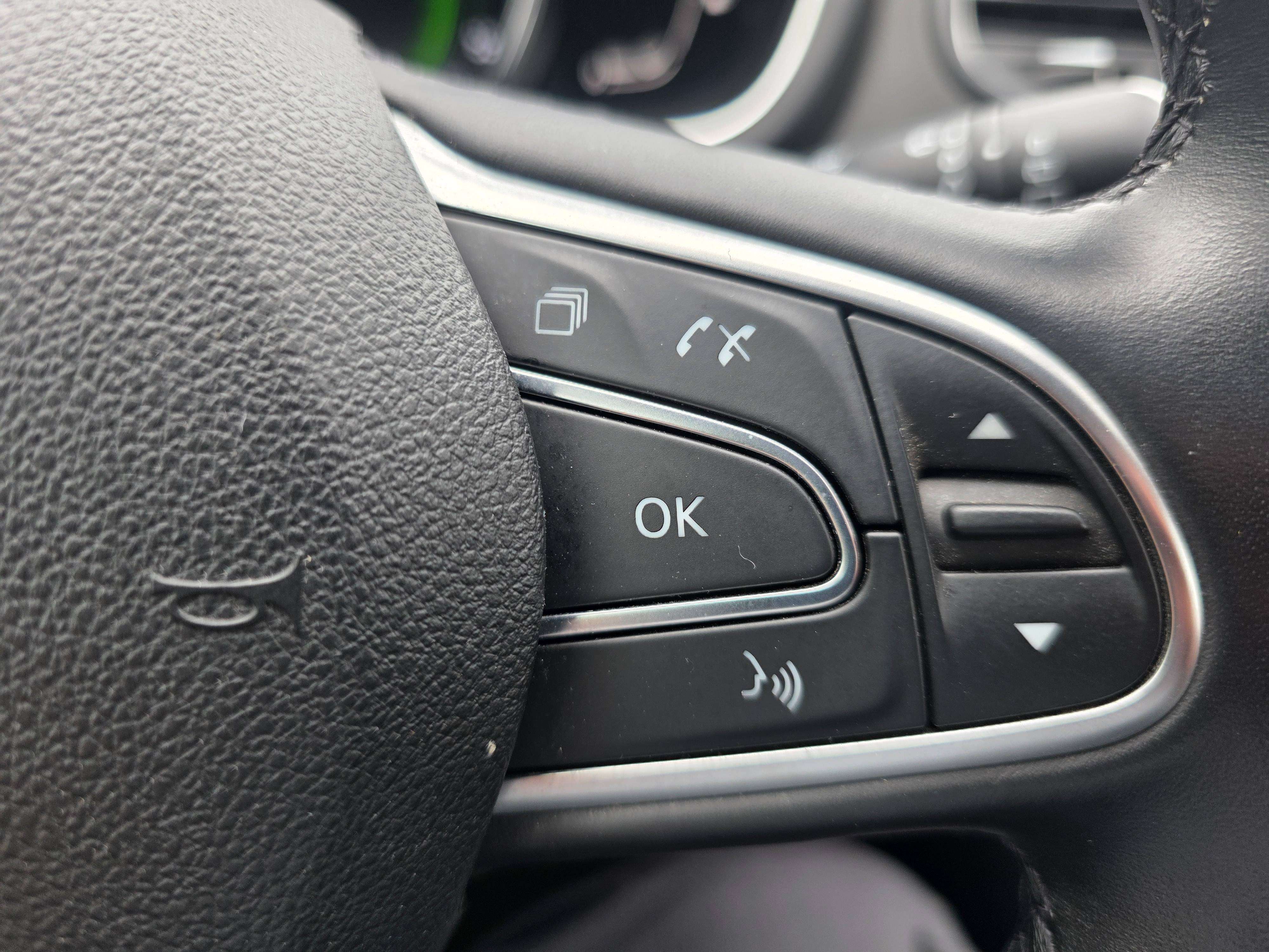 Renault Grand Scenic 1.33 TCe Intens GPF 7pl. 1°EIG. 2021' IN PERFECTE STAAT MET VEEL OPTIES !! thumbnail