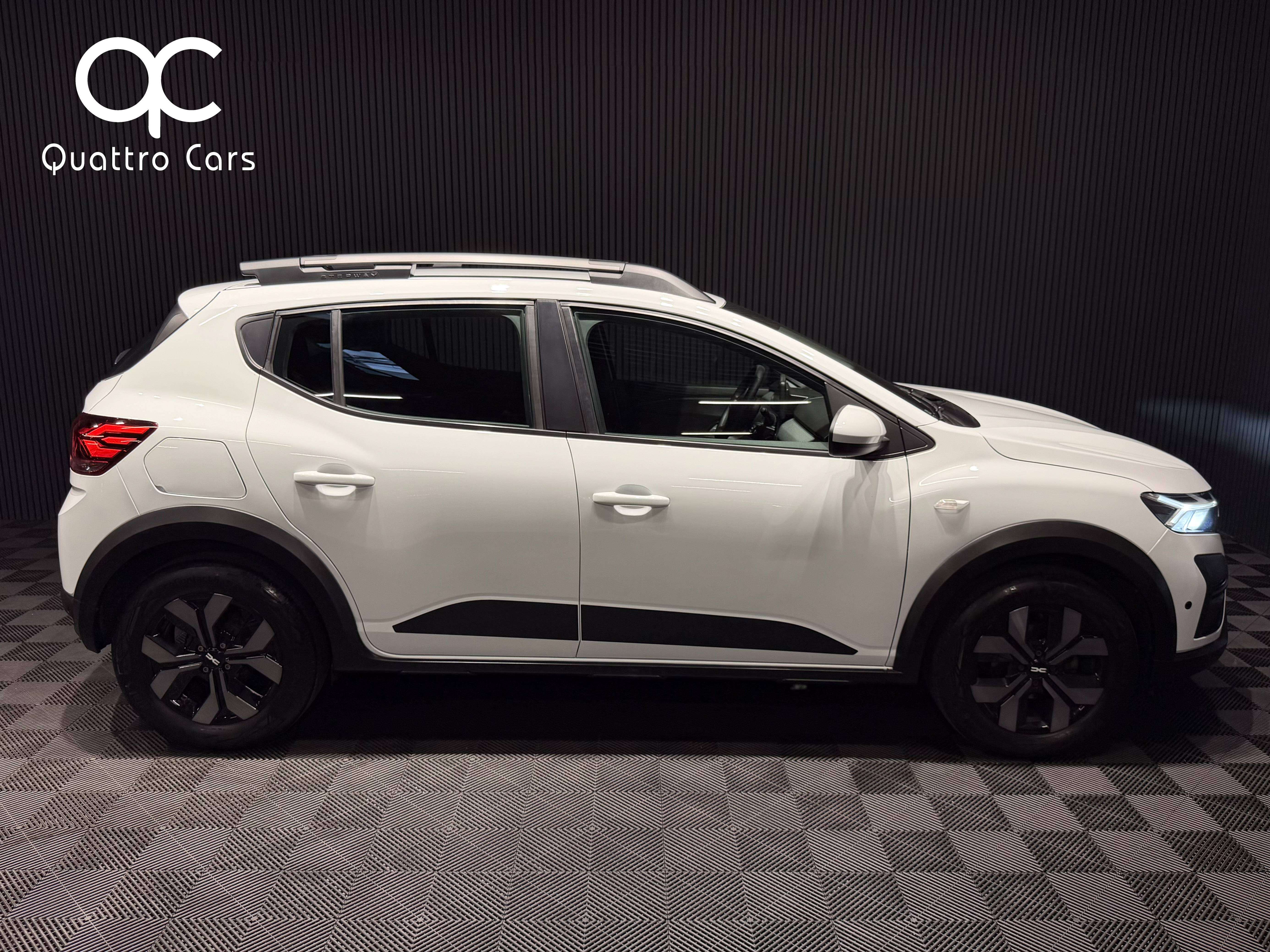 Dacia Sandero Stepway / 1.0 TCe 91 Ch / Camera / Jantes 16p / Car play / Clim auto