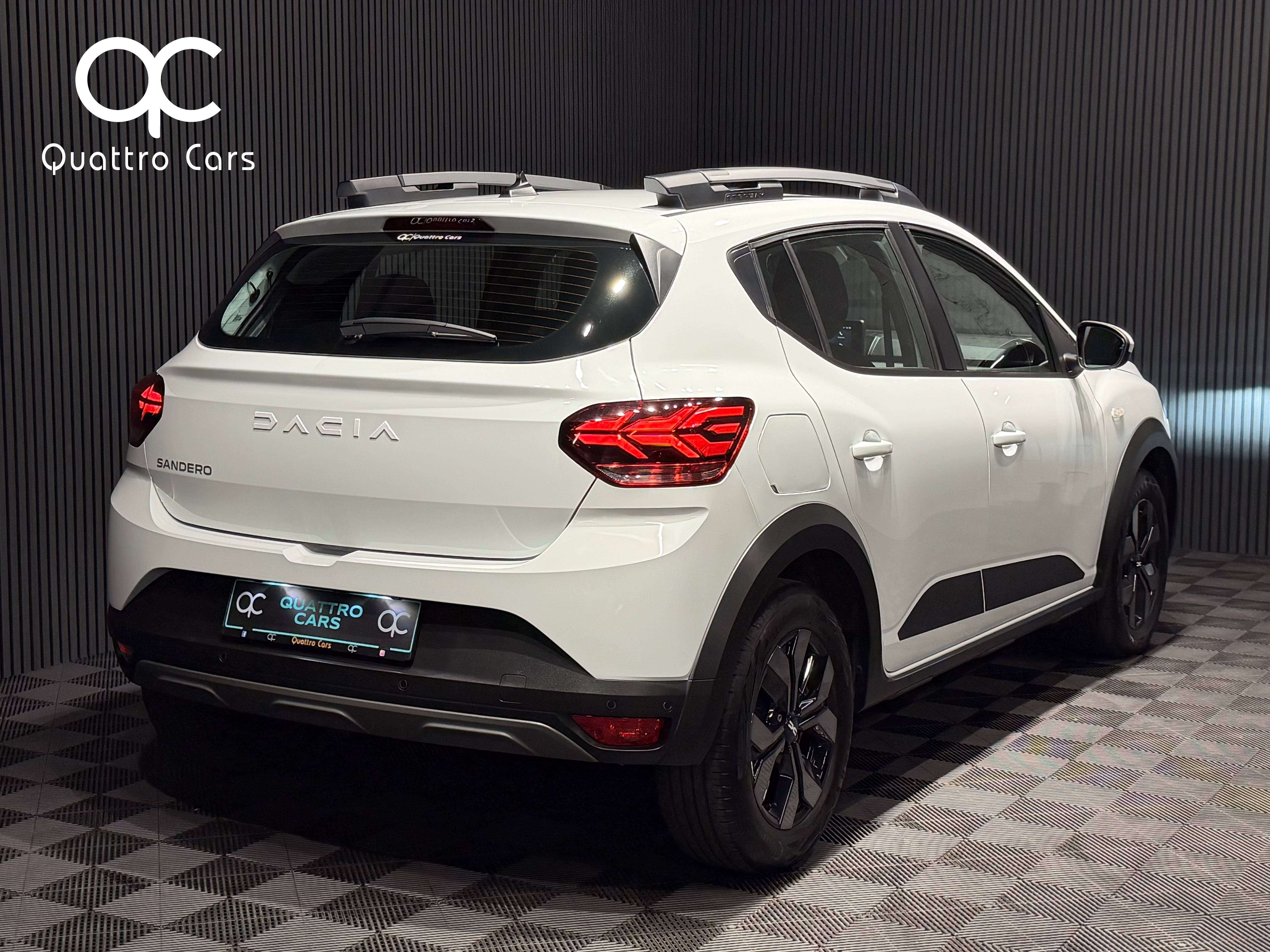 Dacia Sandero Stepway / 1.0 TCe 91 Ch / Camera / Jantes 16p / Car play / Clim auto