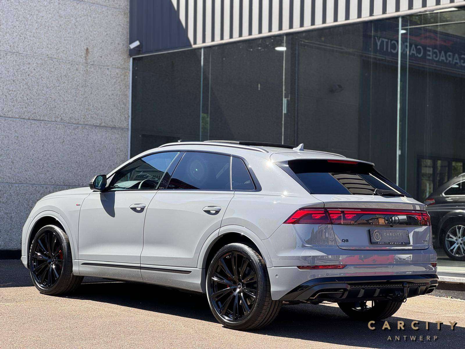 Audi Q8 Q8 SUV 50 TDi Quattro Tiptronic | NARDO GREY | CARBON PACK EXT | ALCANTARA | MASSAGE | B&O | OLED | HUD | 360 ° |