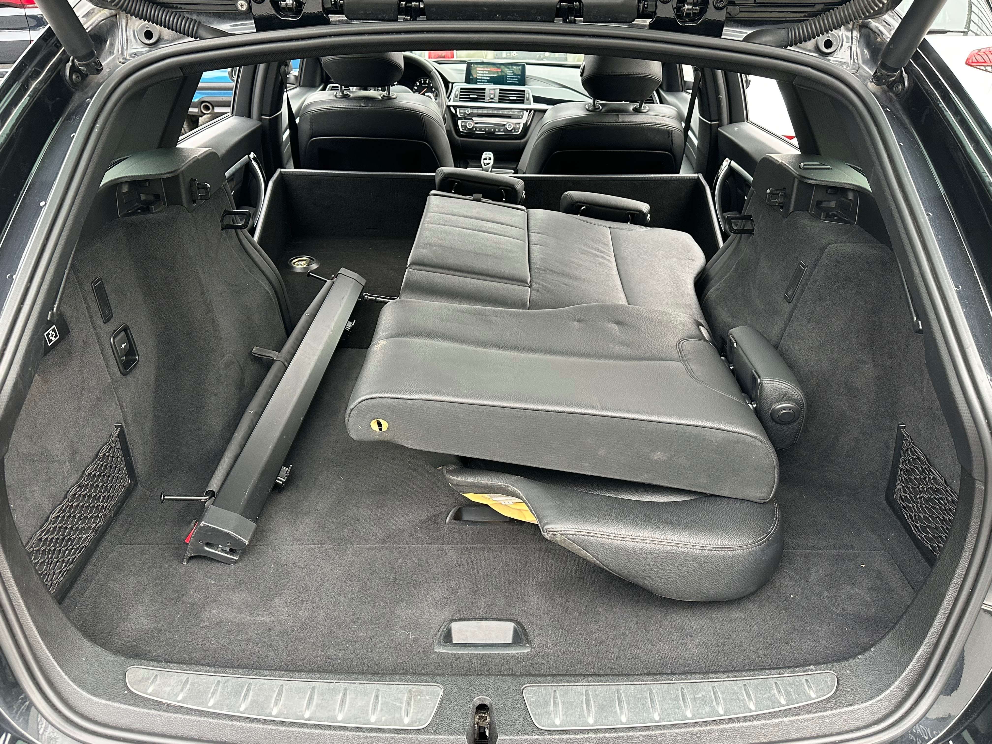 BMW 340 3.0*UTILITAIRE*22 305€ HTVA*PANO*CUIR**CARNET BMW