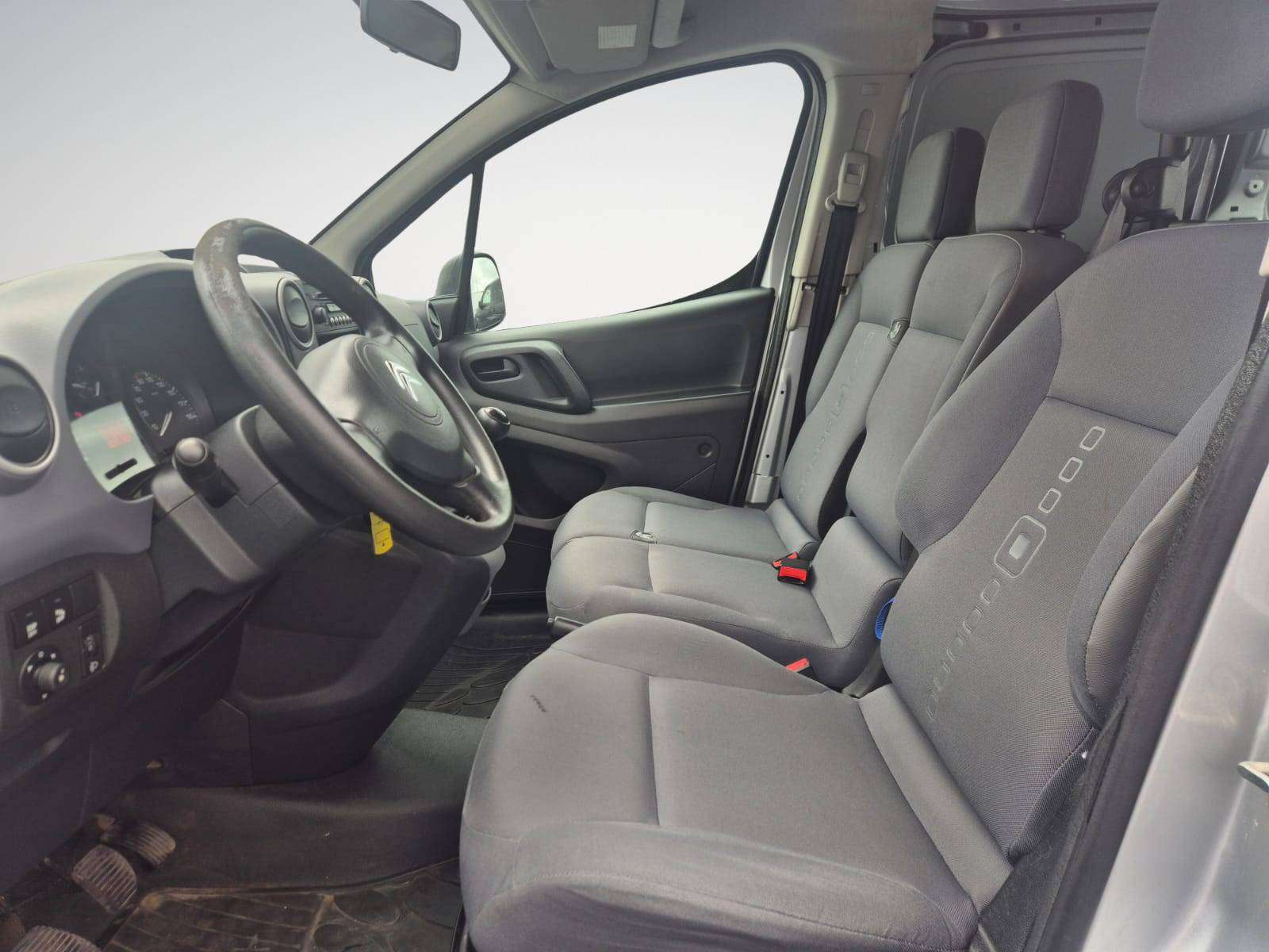 Citroen Berlingo 1.6 VTi Pro / 77.139 Km ! / 3 Places / Suivi Entretien Complet