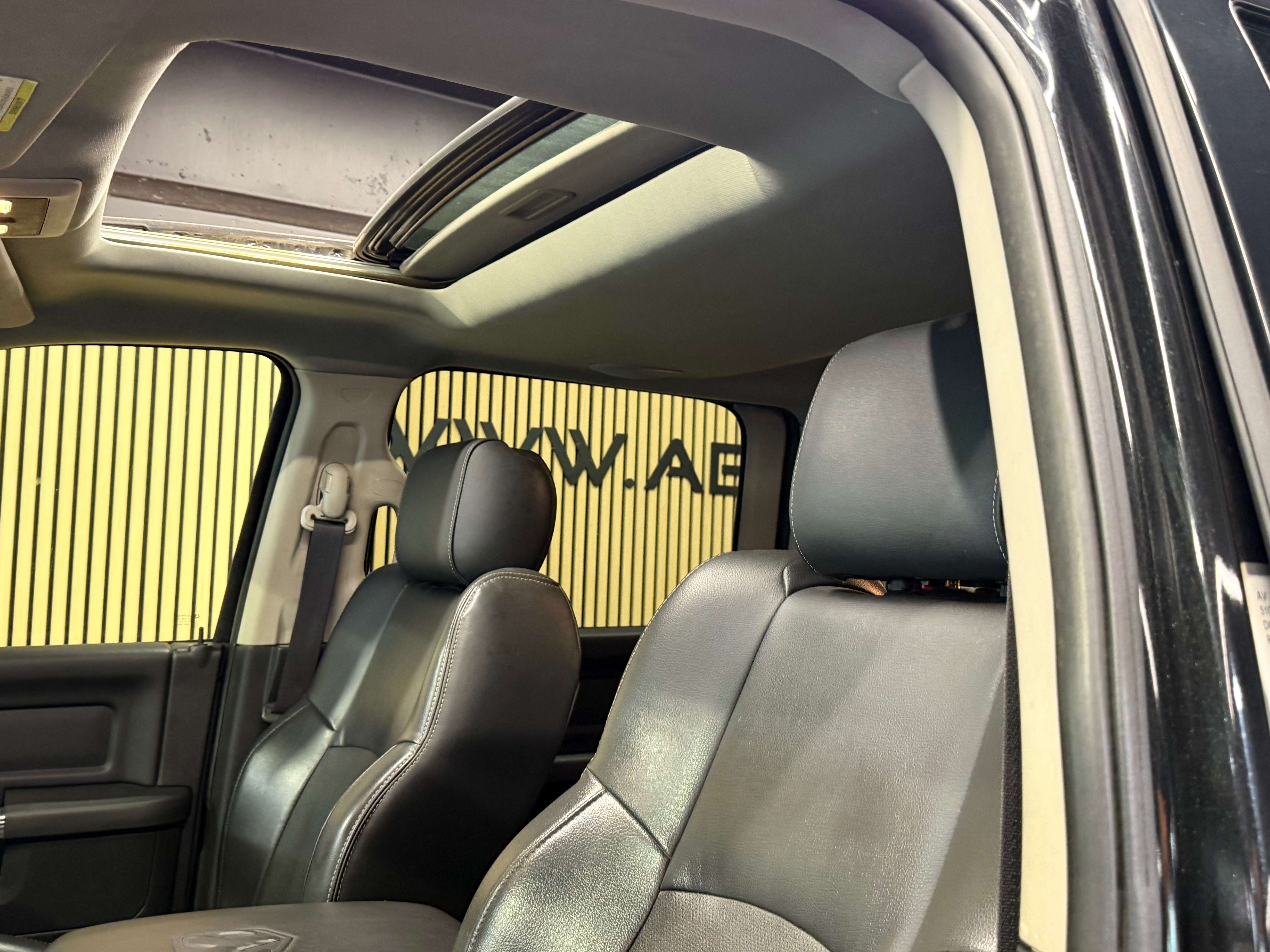 Dodge RAM 1500 HEMI 5.7L 4X4  **LPG - ESSENCE  ** UTILITAIRE ** GARANTIE 12 MOIS **