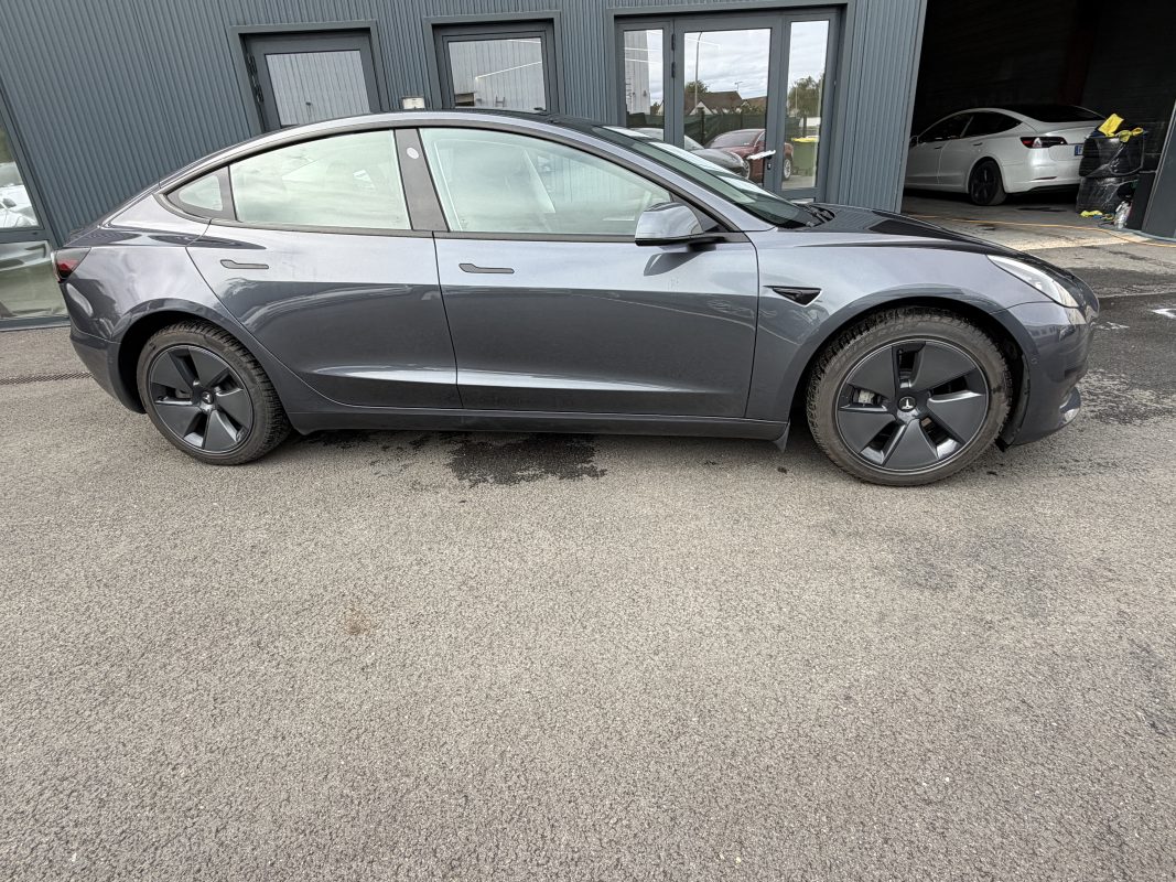 Tesla Model 3 STANDARD PLUSRWD