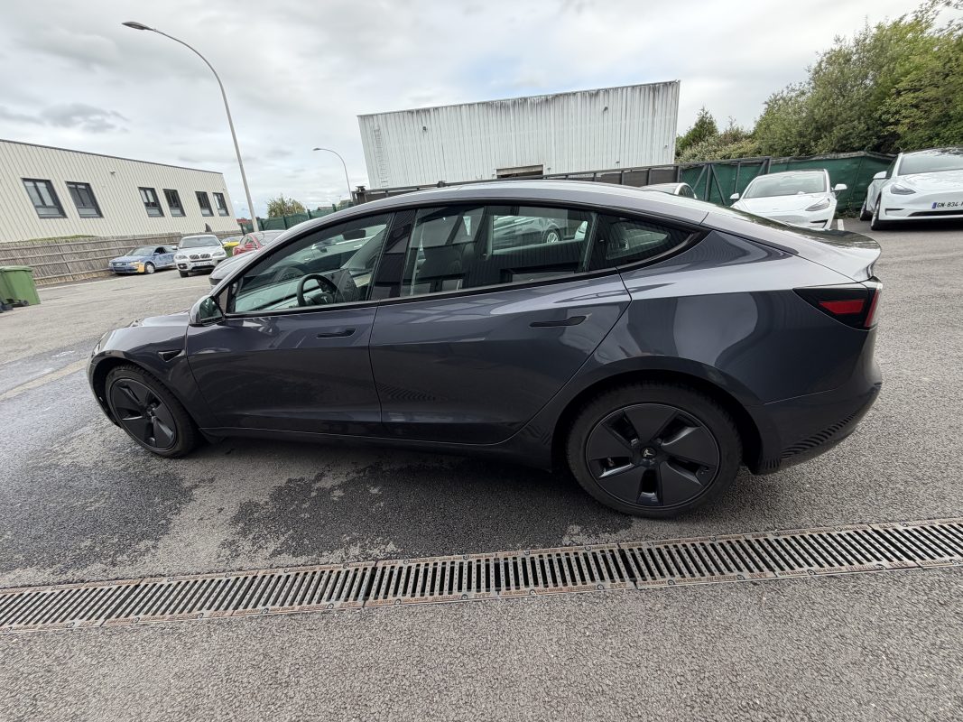 Tesla Model 3 STANDARD PLUSRWD