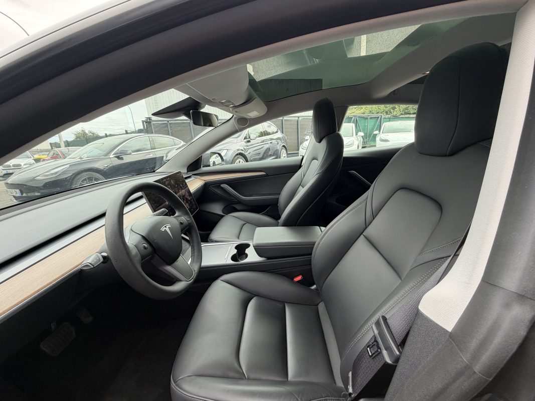 Tesla Model 3 STANDARD PLUSRWD