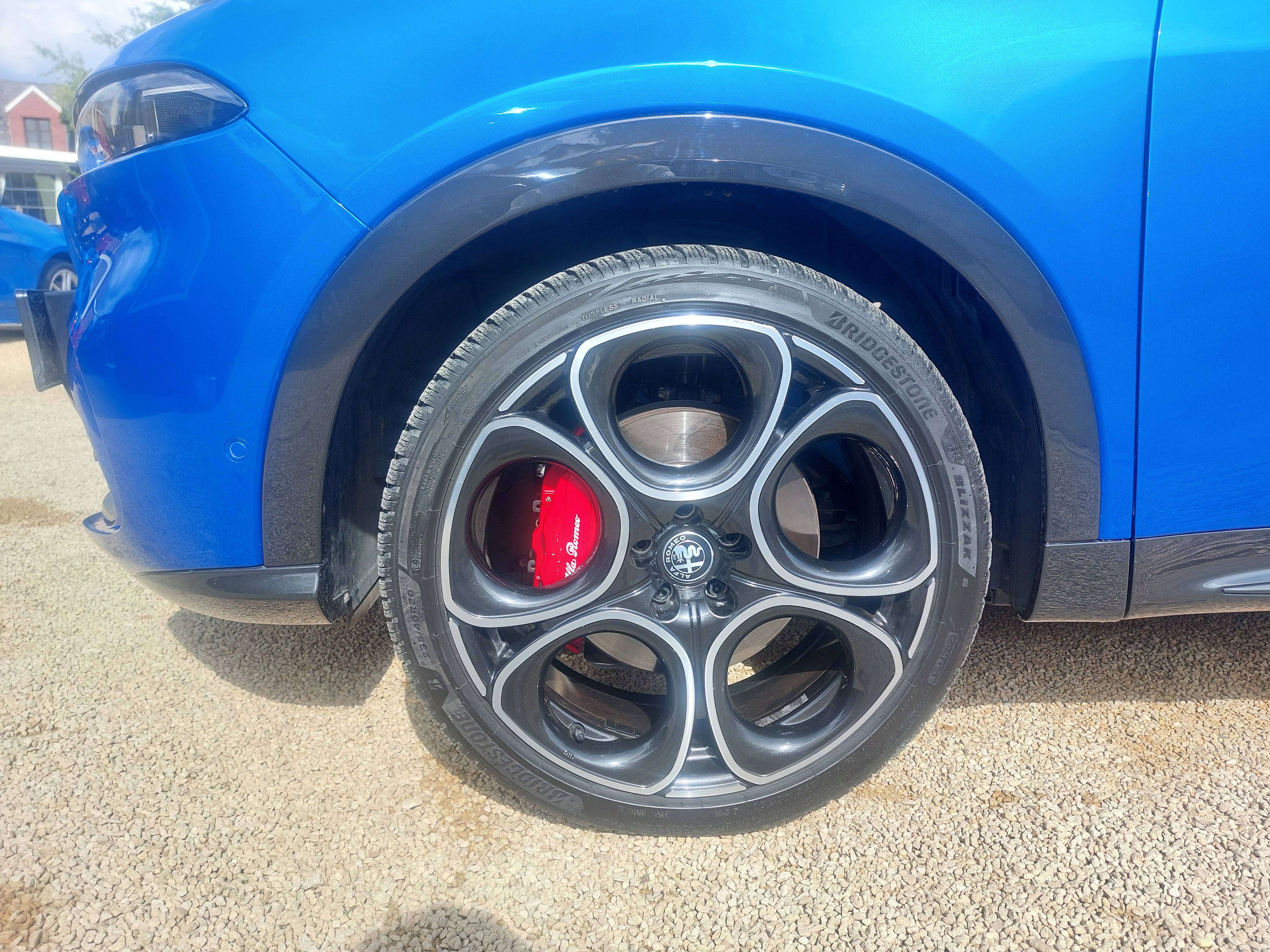Alfa Romeo Tonale Tonale MHEV 1.5 Veloce (160 pK) * 33.920KM * 20inch velgen * NIEUWSTAAT!!